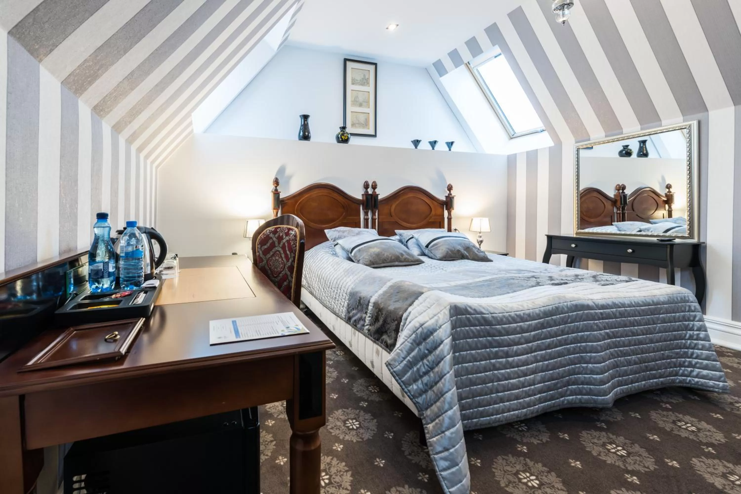 Photo of the whole room, Bed in Hotel St. Bruno