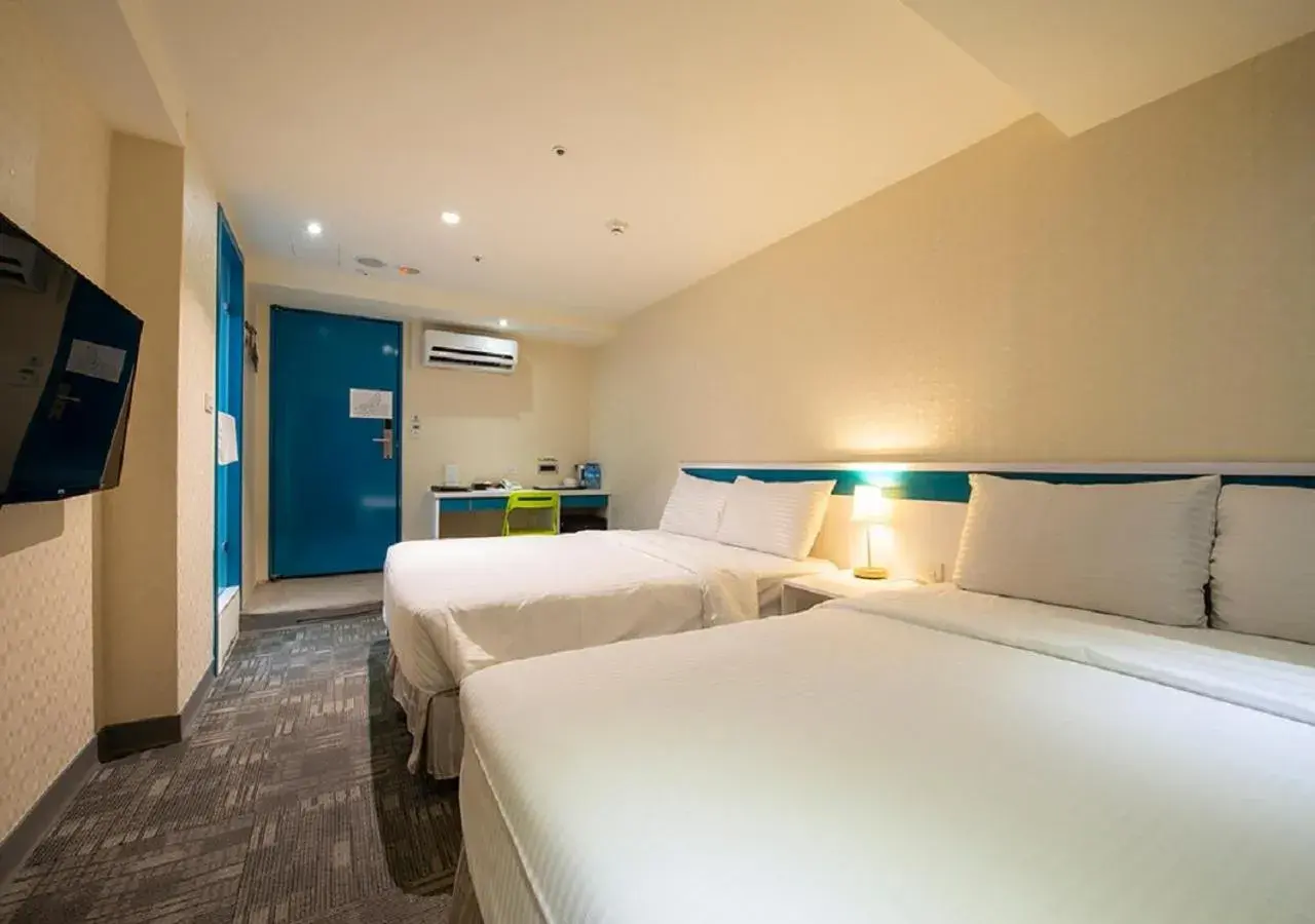 Deluxe Family Room in 9ine Hotel Deluxe Family Room in 9ine Hotel