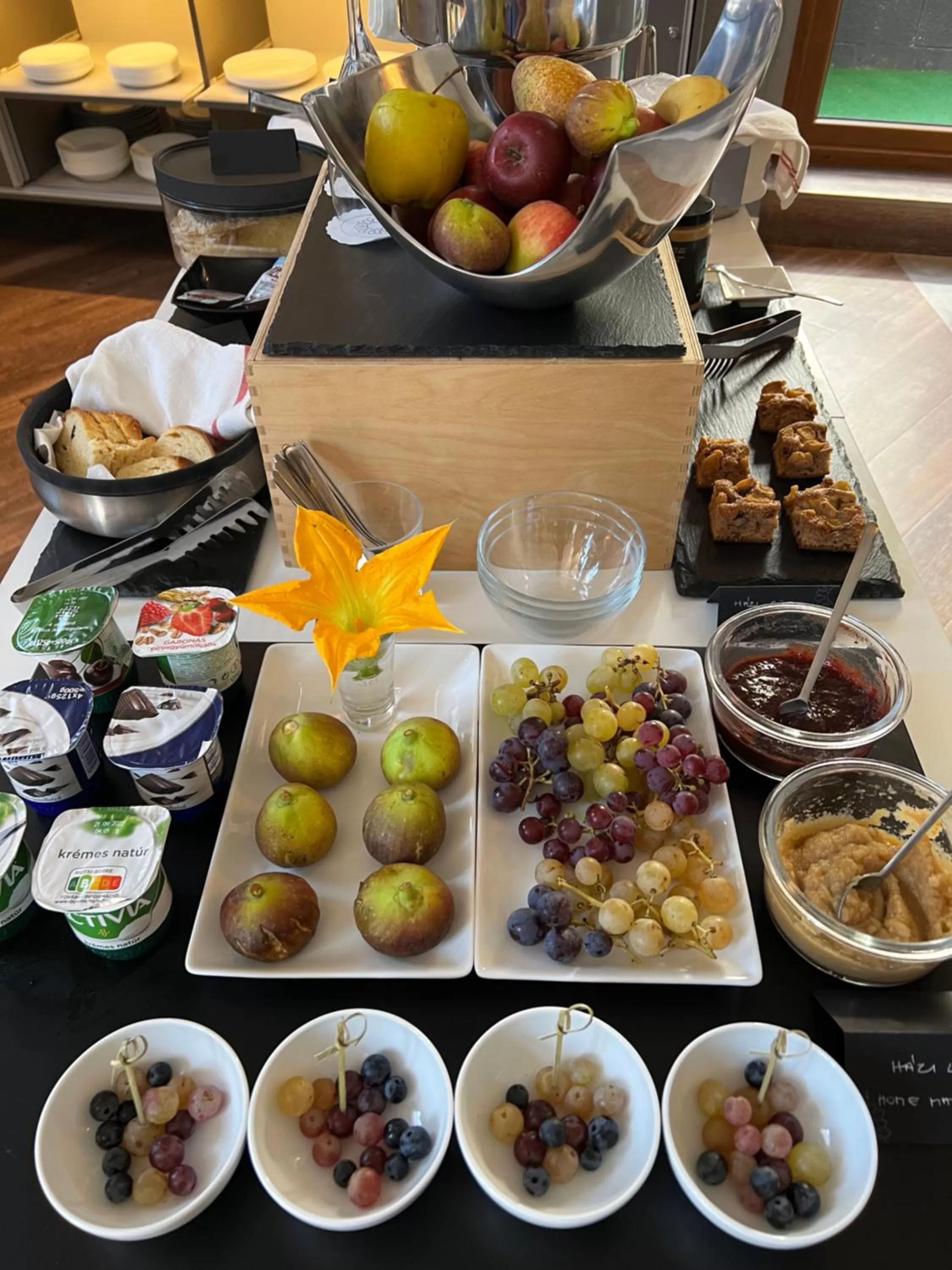 Breakfast in Margaréta Garden & SPA