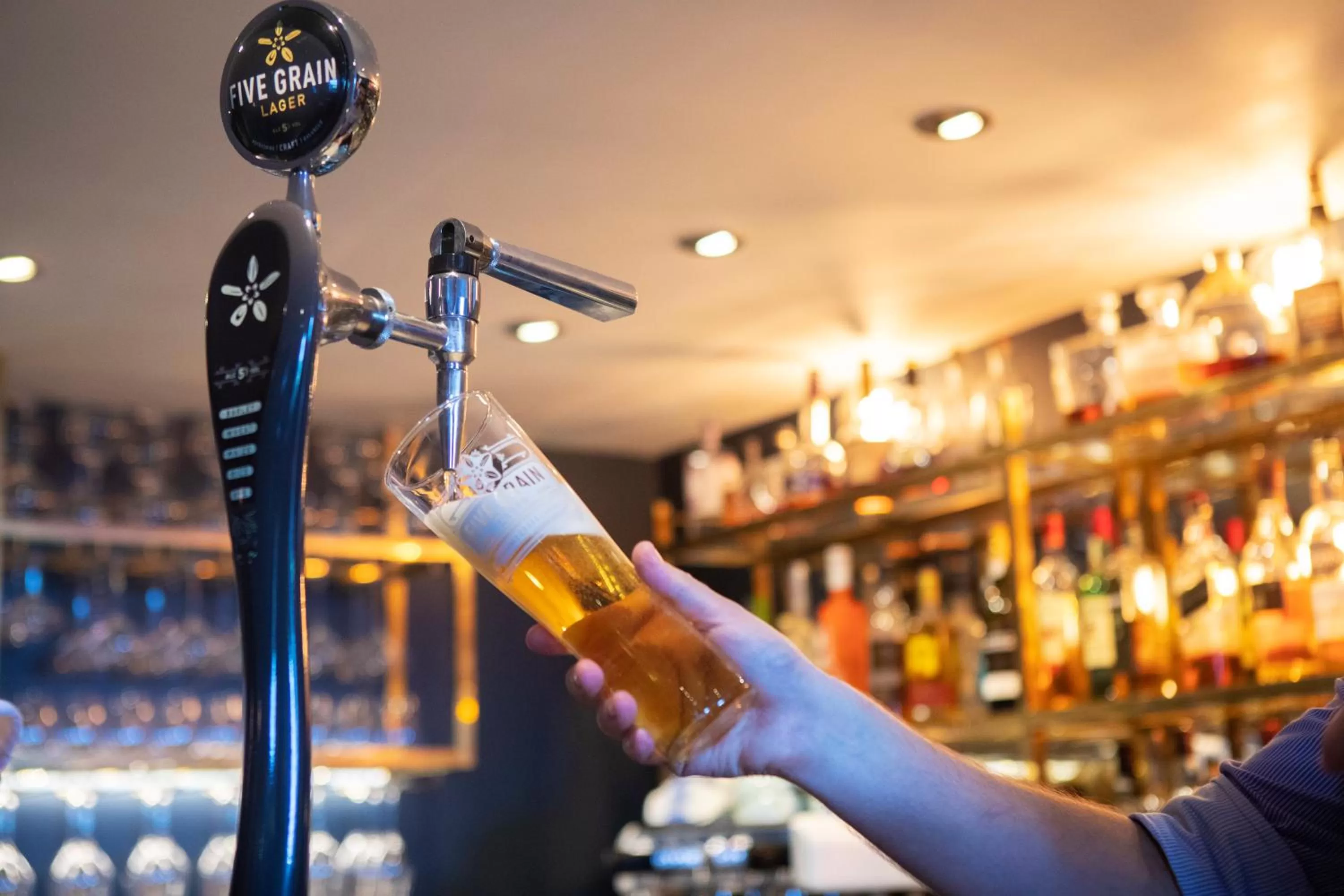 Alcoholic drinks in Cottage In The Wood