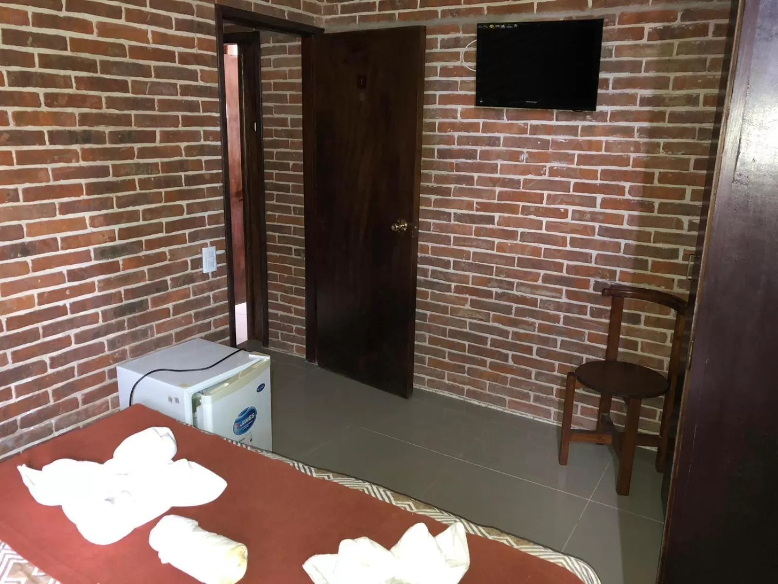 TV/Entertainment Center in Complejo Laderas del Cerro