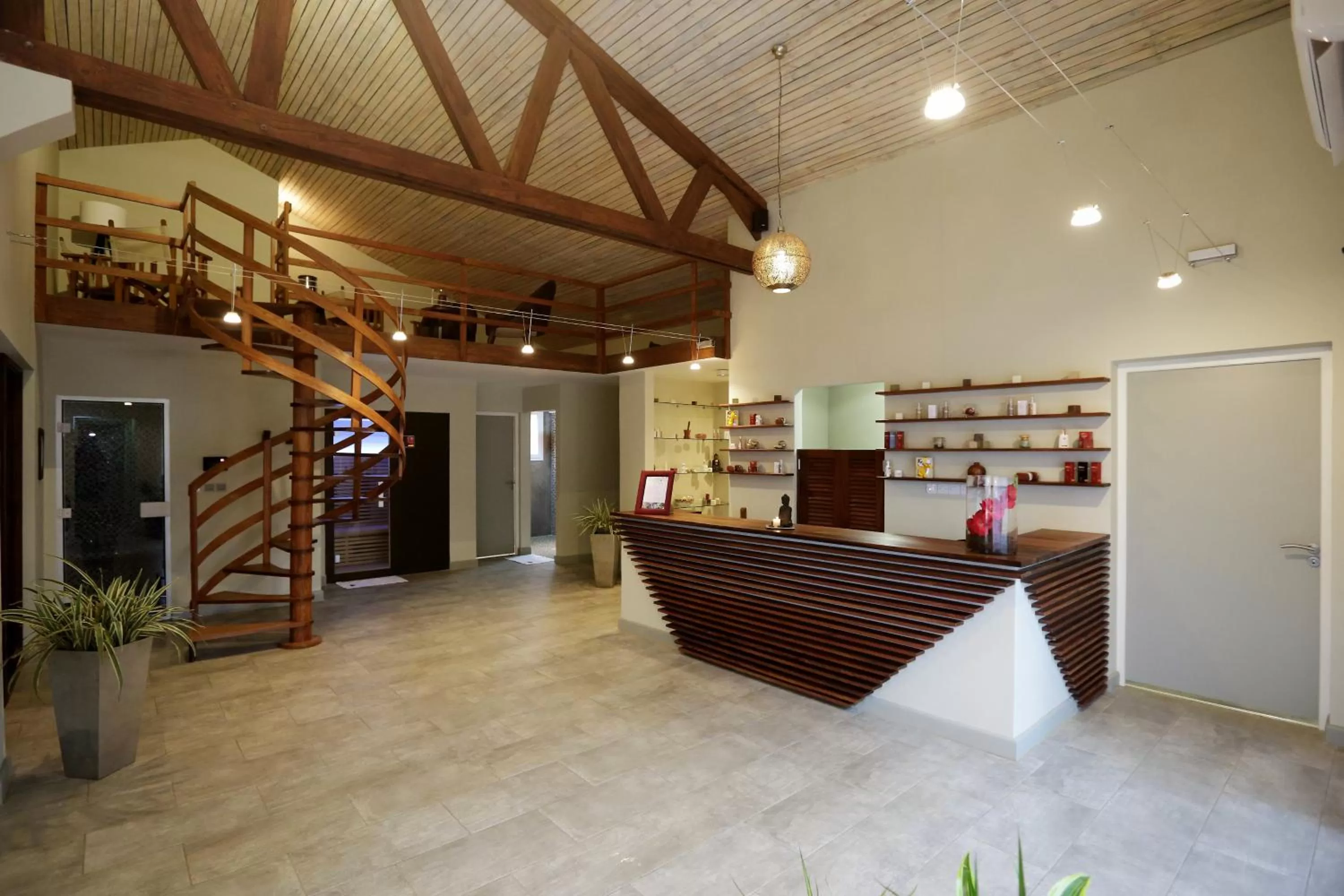 Hot Tub in Relais des Plateaux & Spa– Ivato International Airport