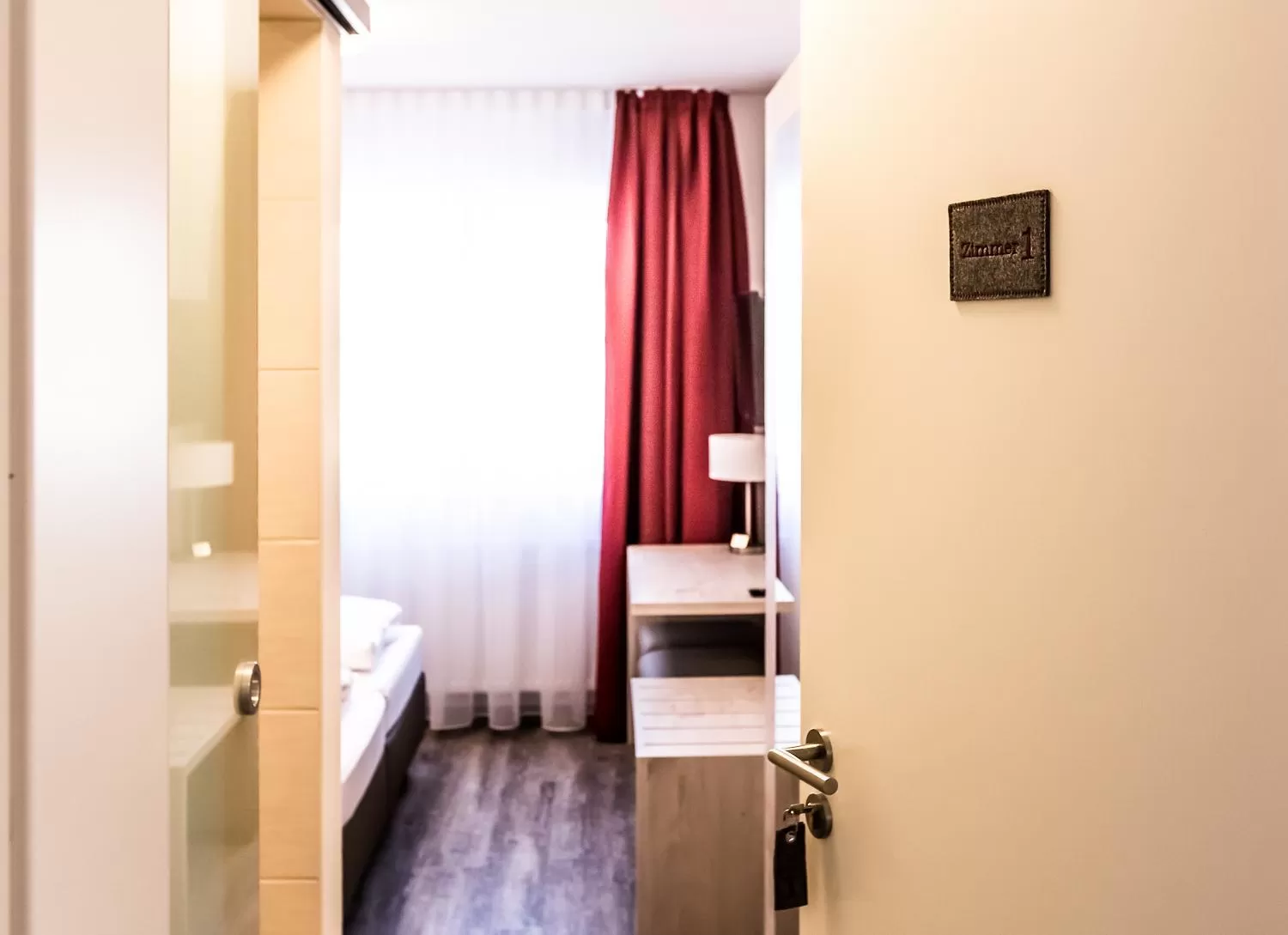 Bedroom, TV/Entertainment Center in Gästehaus Stahuber