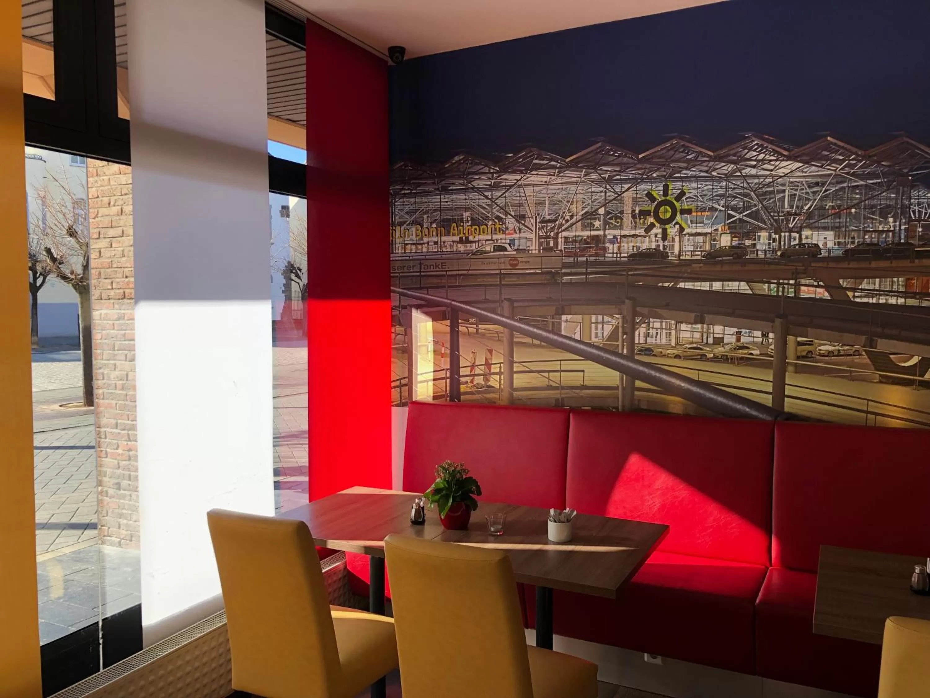 Breakfast in Montana Hotel Köln-Bonn Airport