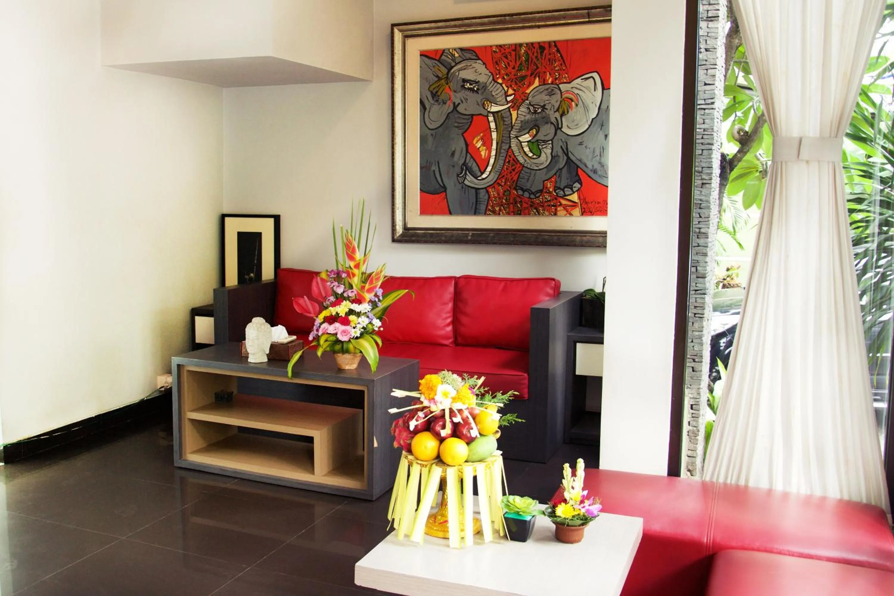 Lobby or reception in Sindhu Mertha Suite