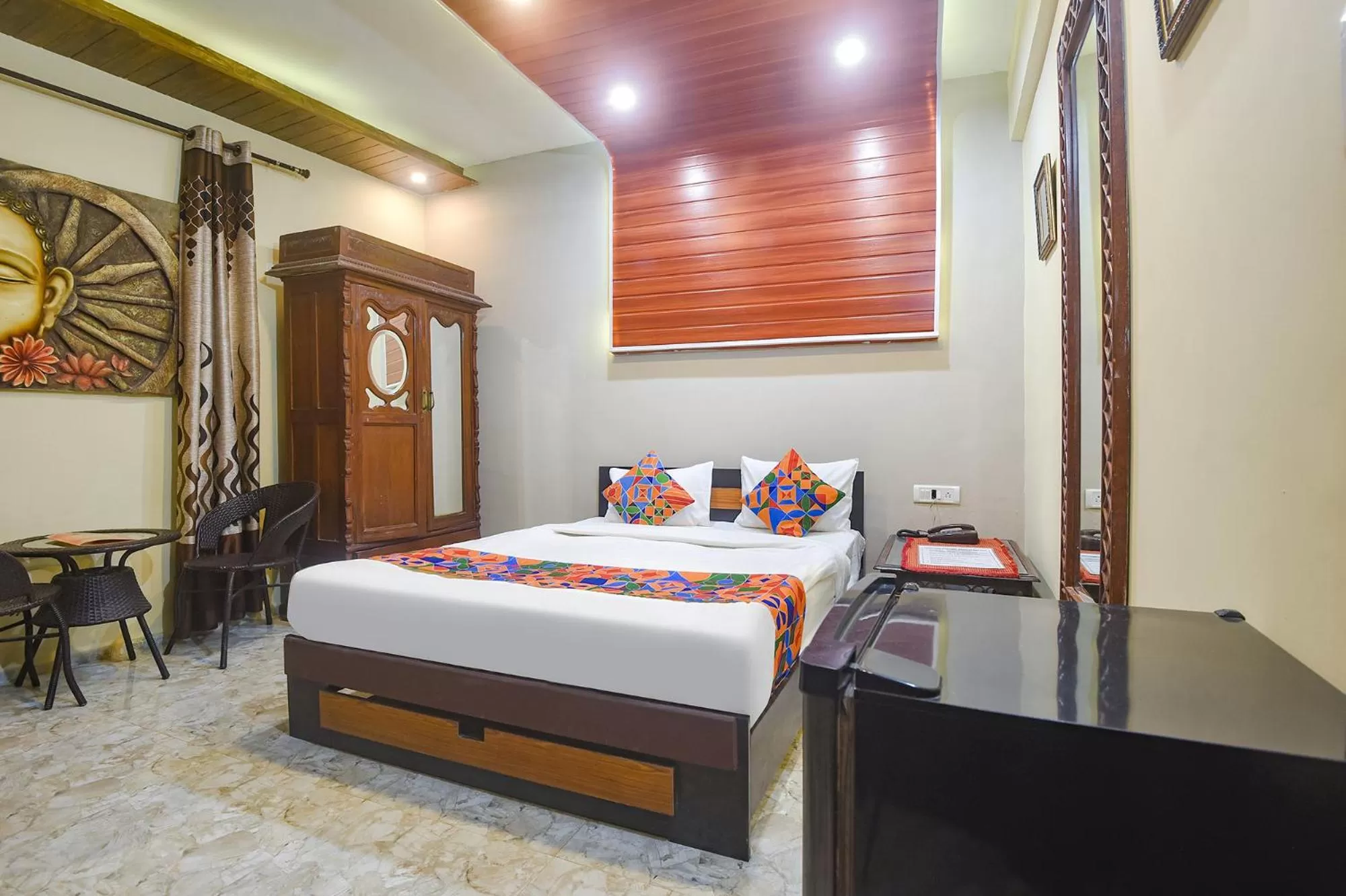 Bed in FabExpress Corinthia Boutique Rooms - Nr Candolim Beach