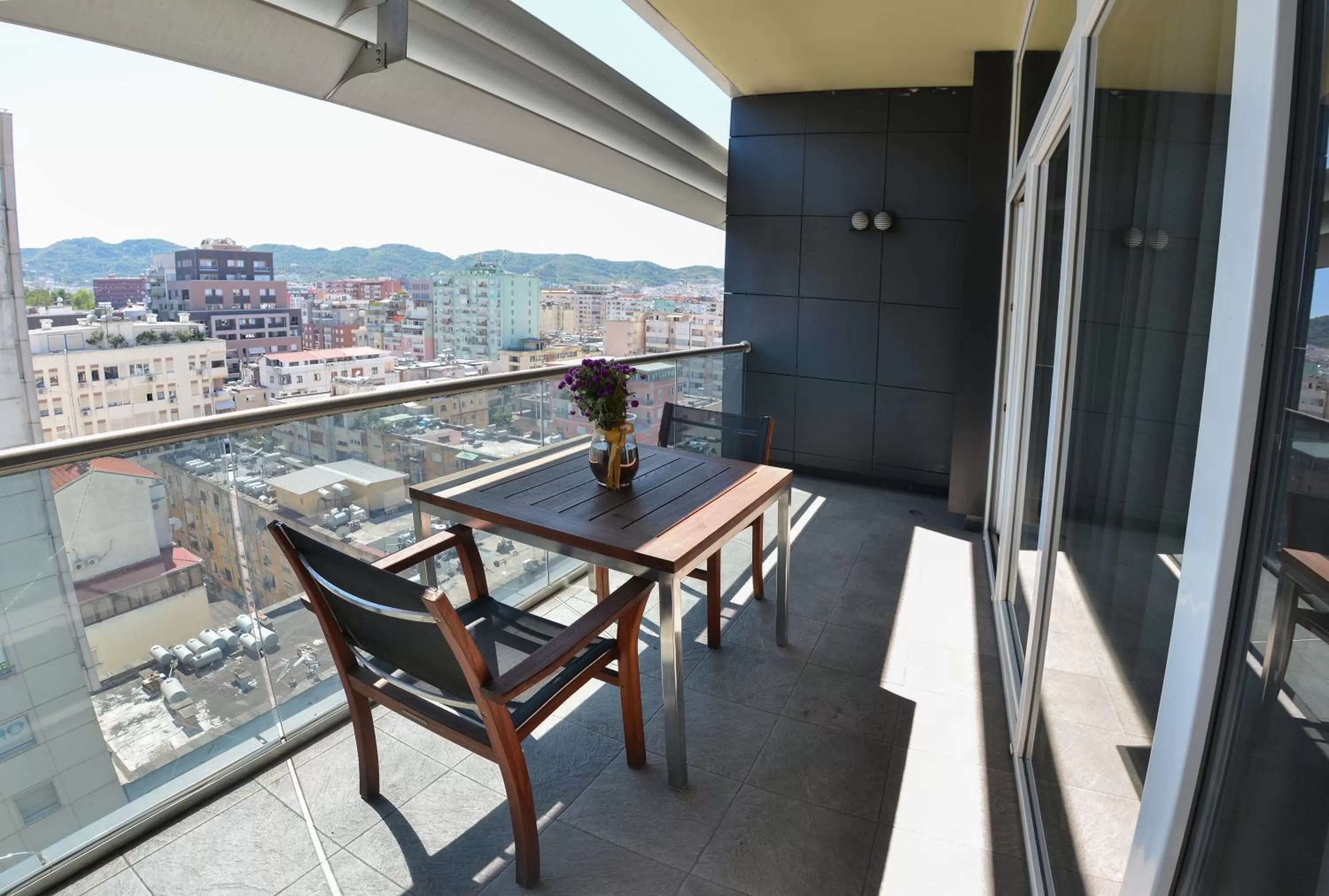 Day in La Bohème Hotel