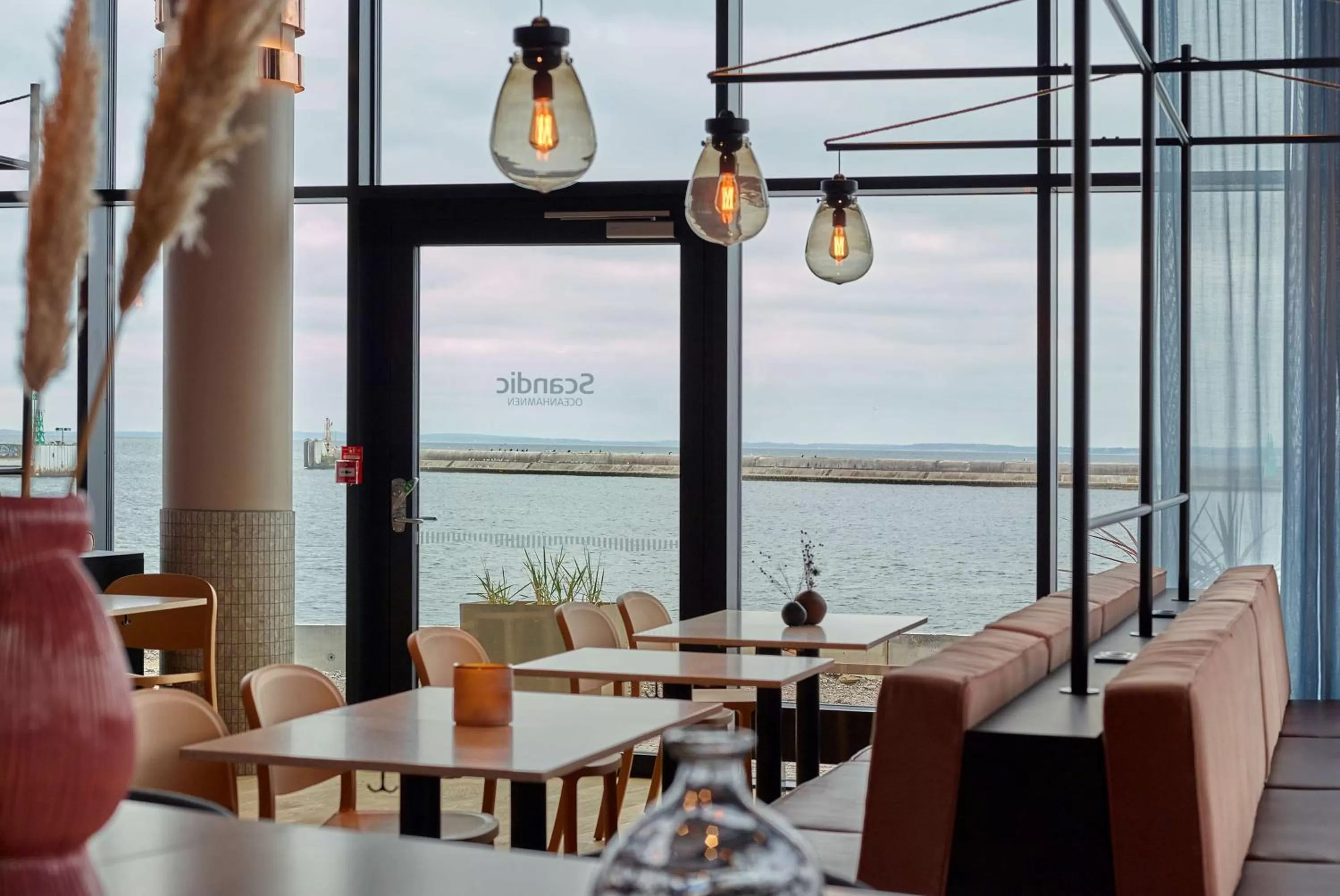 Restaurant/places to eat in Scandic Oceanhamnen
