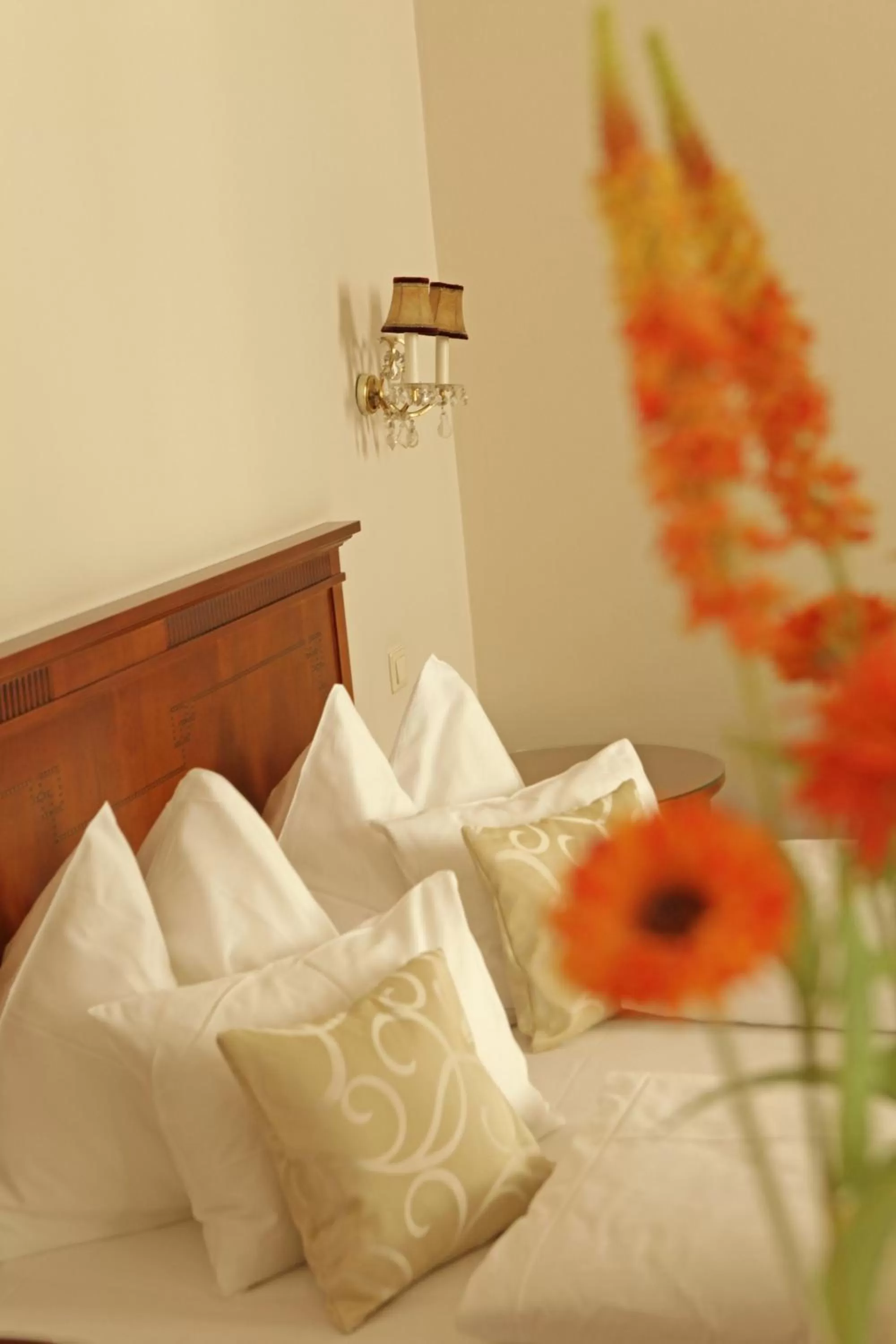 Bed in Hotel Domizil