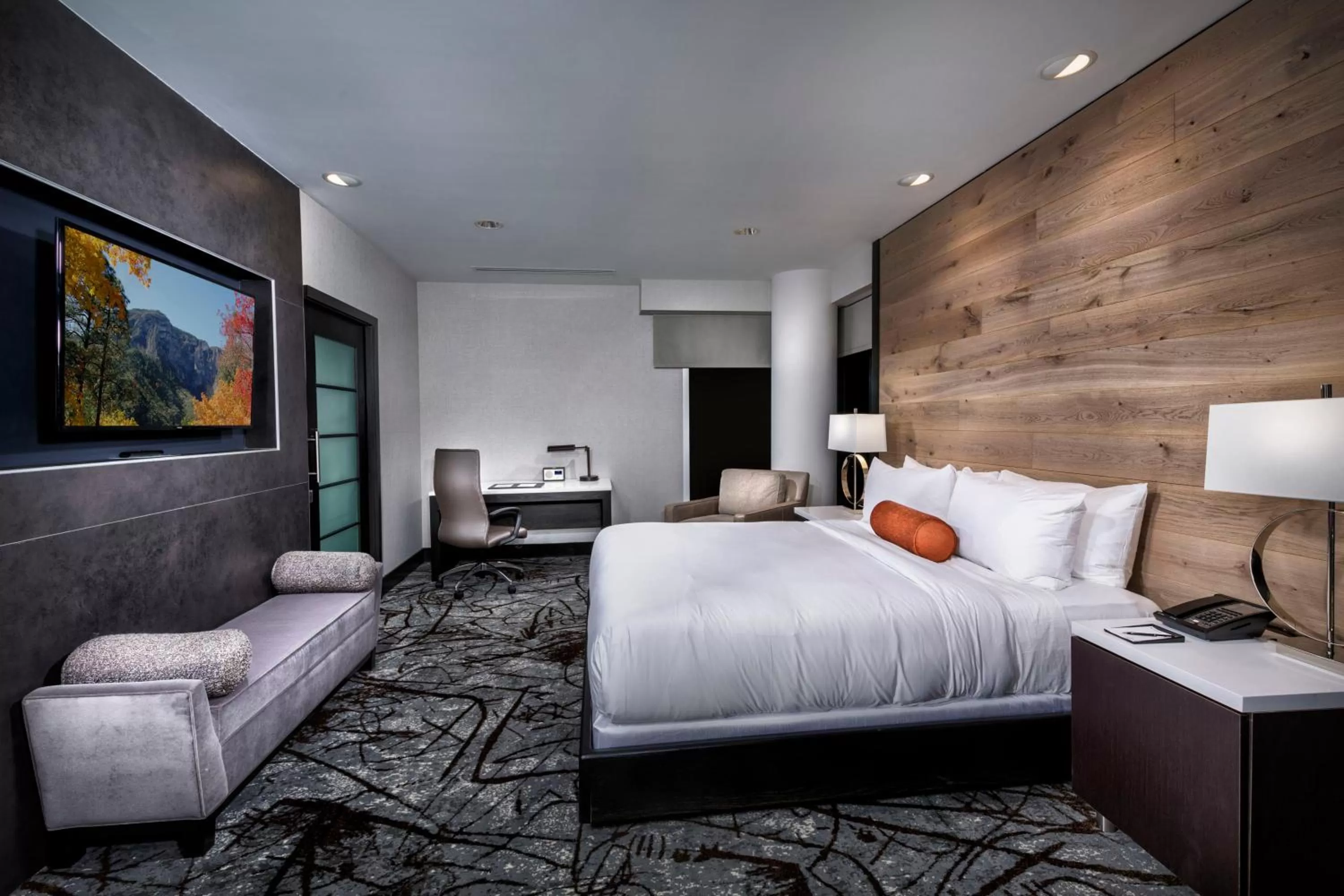 Bed in The Hotel at the University of Maryland