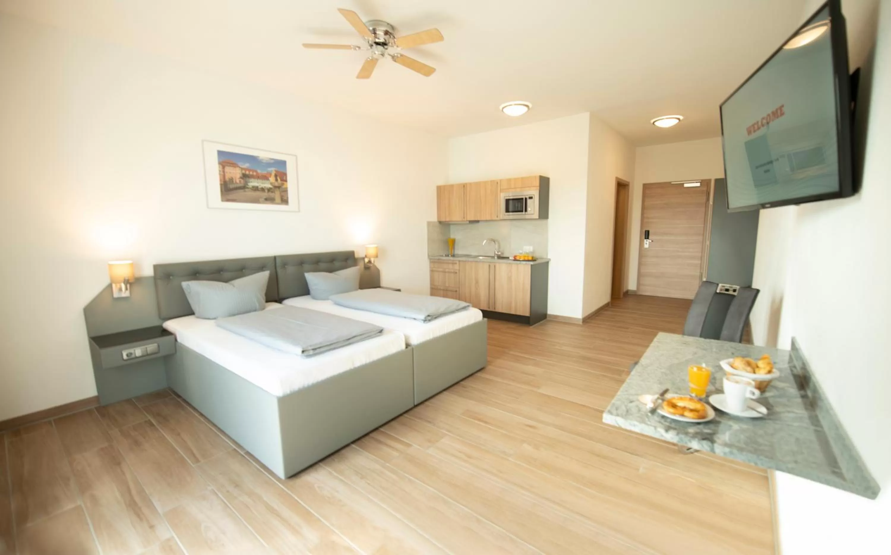 Bed in Stadthotel Donauwörth