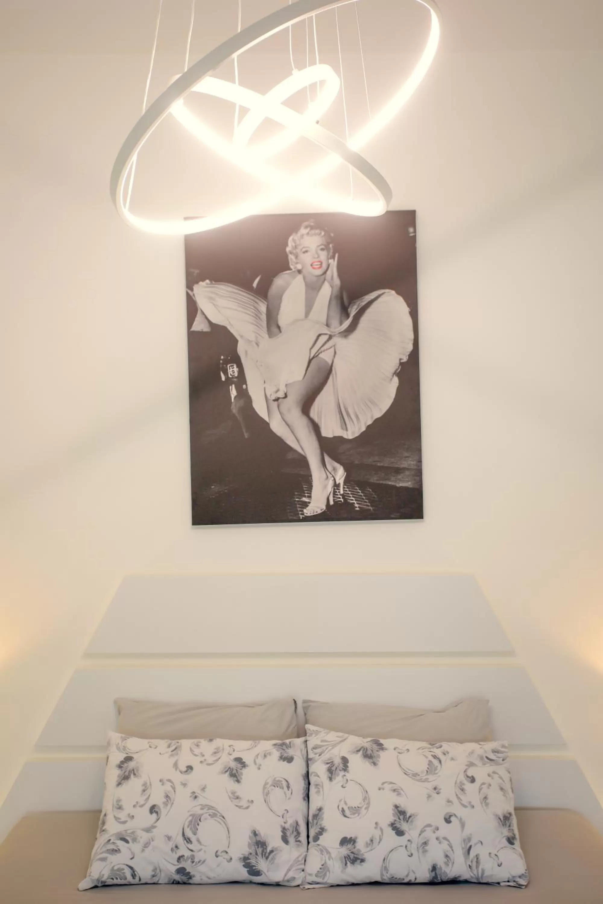 Bed in Hotel Paradise Road