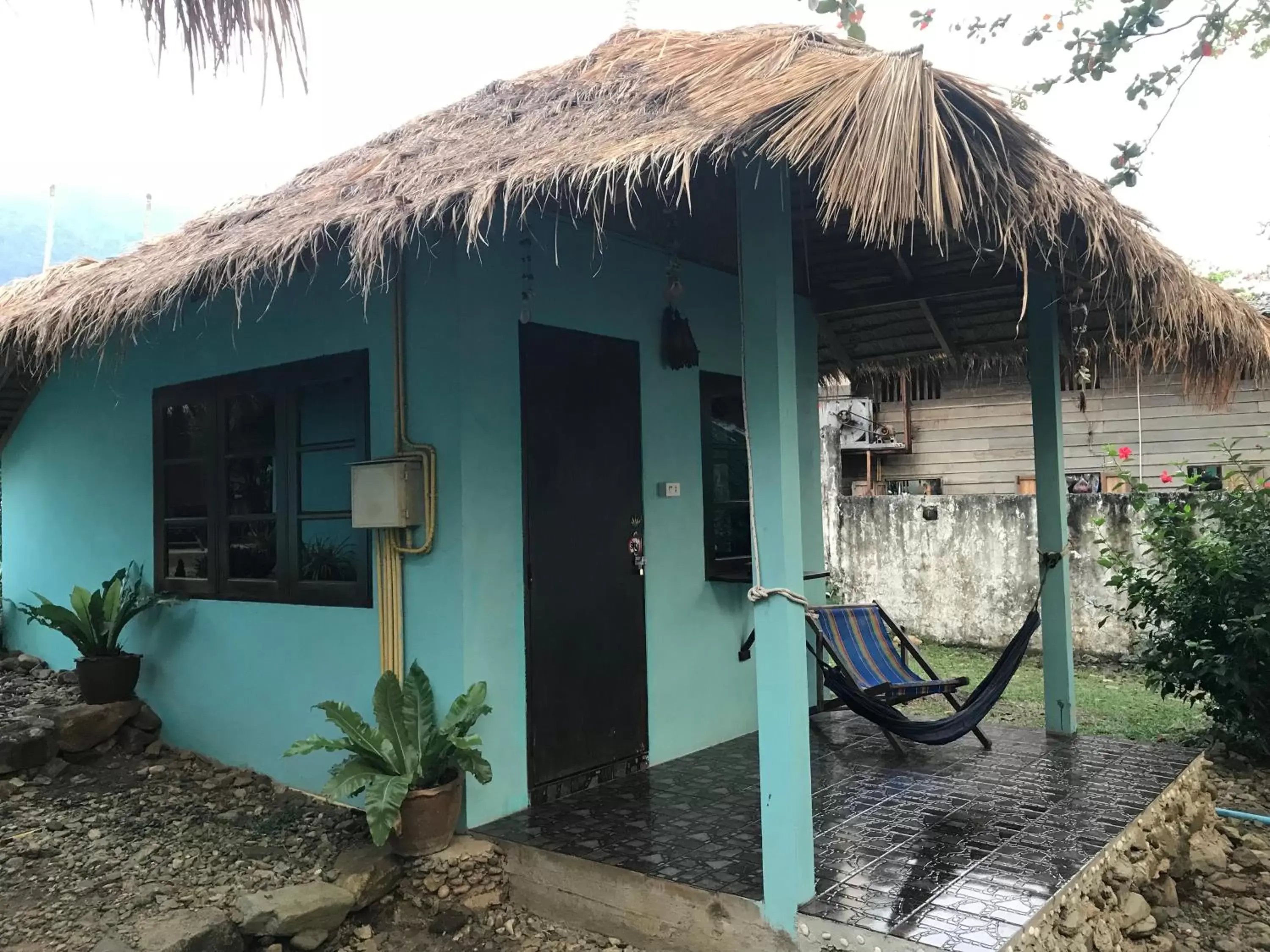 Bungalow with Partial Sea View in Blue Sky Resort Bungalow with Partial Sea View in Blue Sky Resort