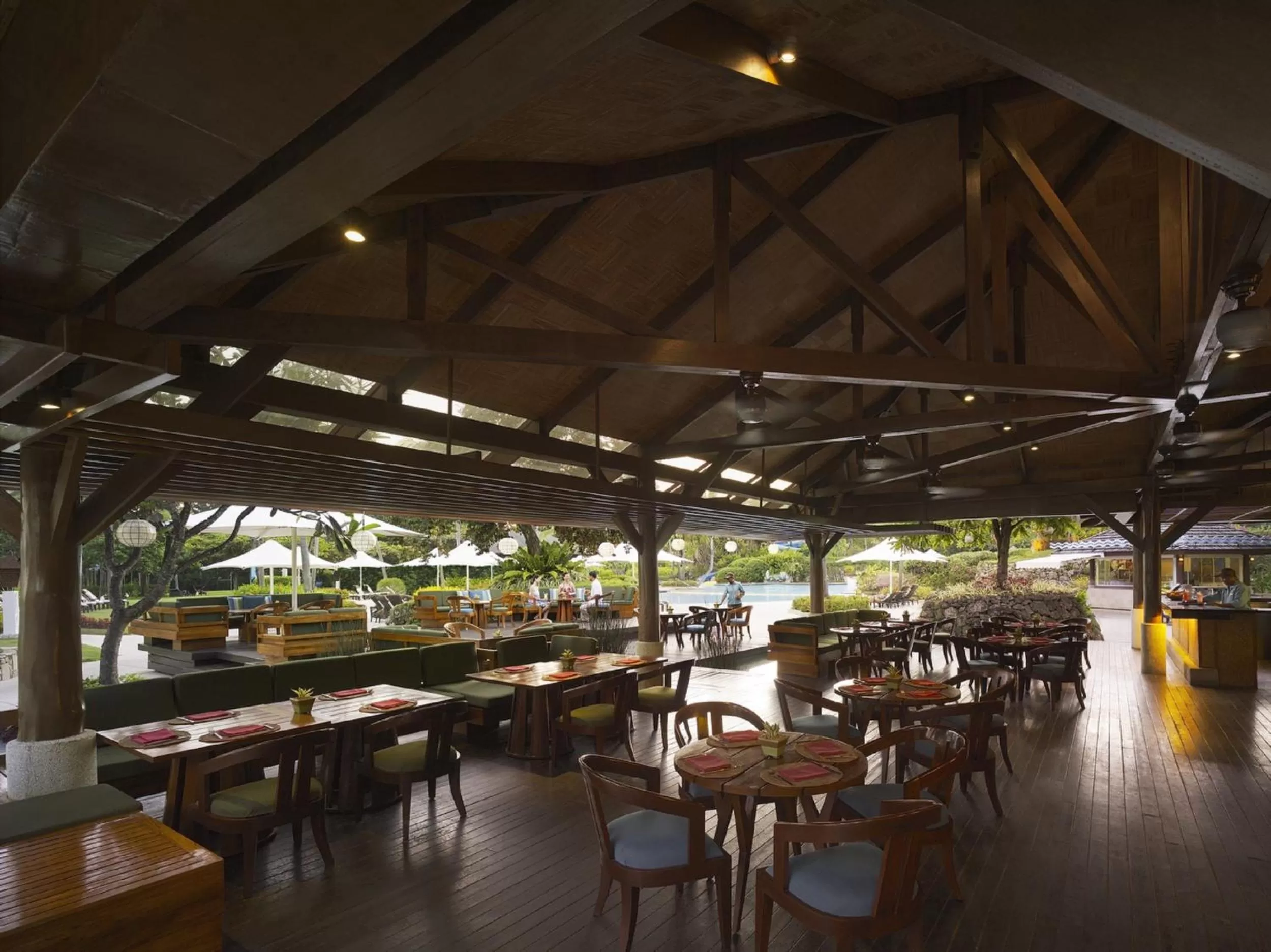 Restaurant/places to eat in Shangri-La Mactan, Cebu