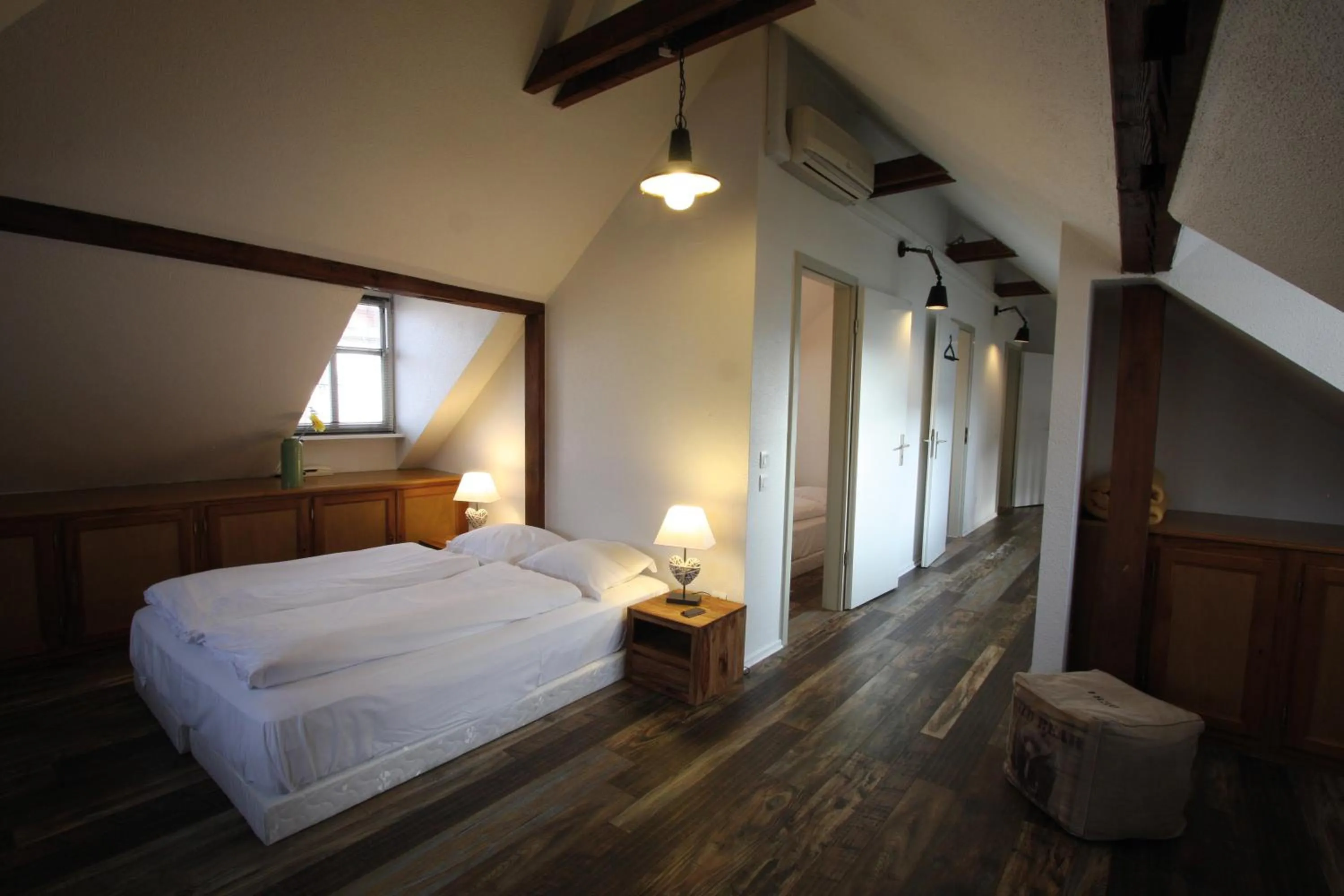 Photo of the whole room, Bed in Hotel Roses