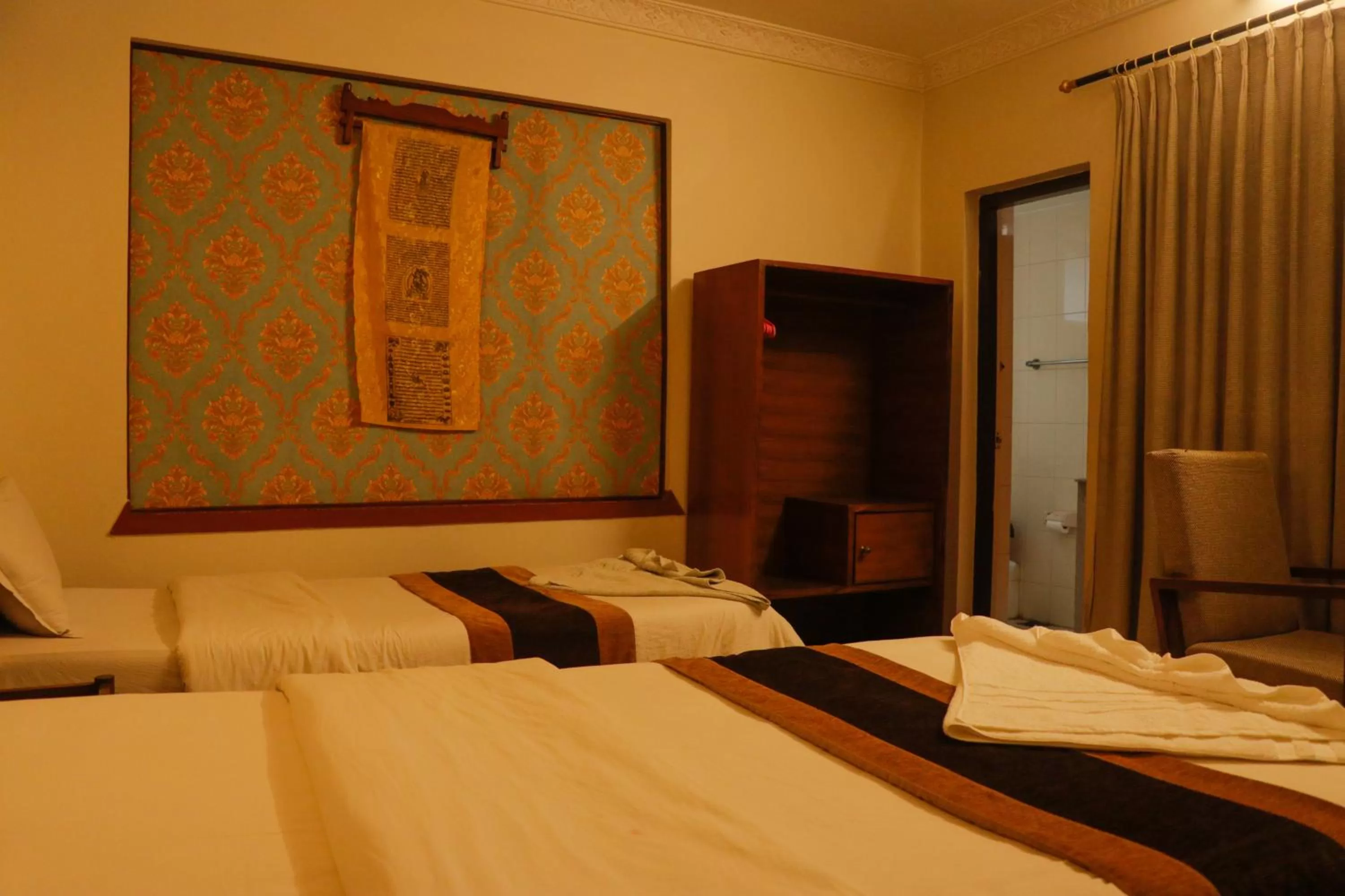 Bed in Hotel ThorongLa Thamel