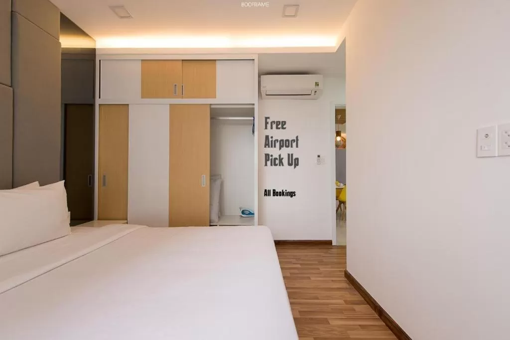 Bed in Scenic Valley Suite