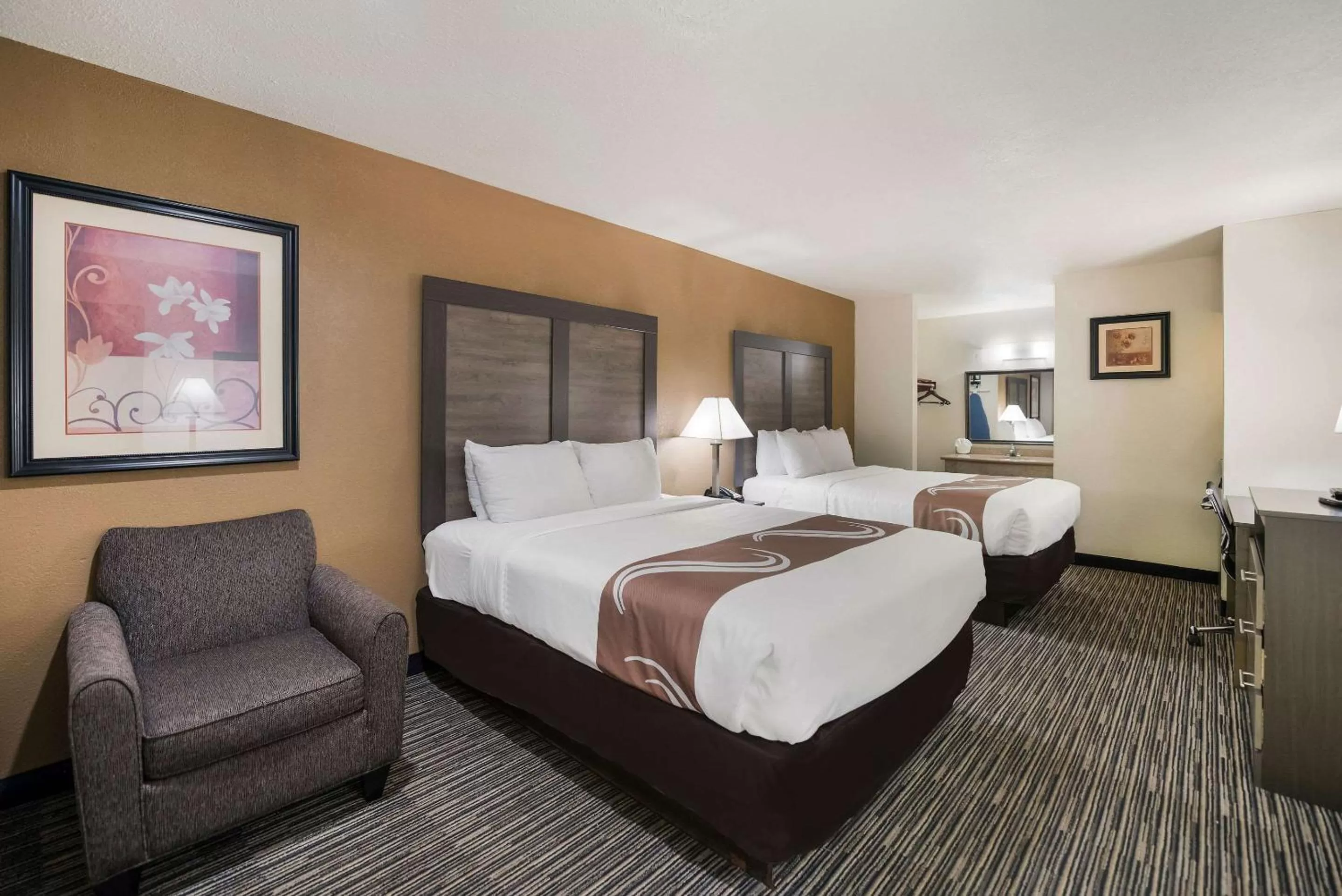Bedroom, Bed in Quality Inn & Suites Lufkin