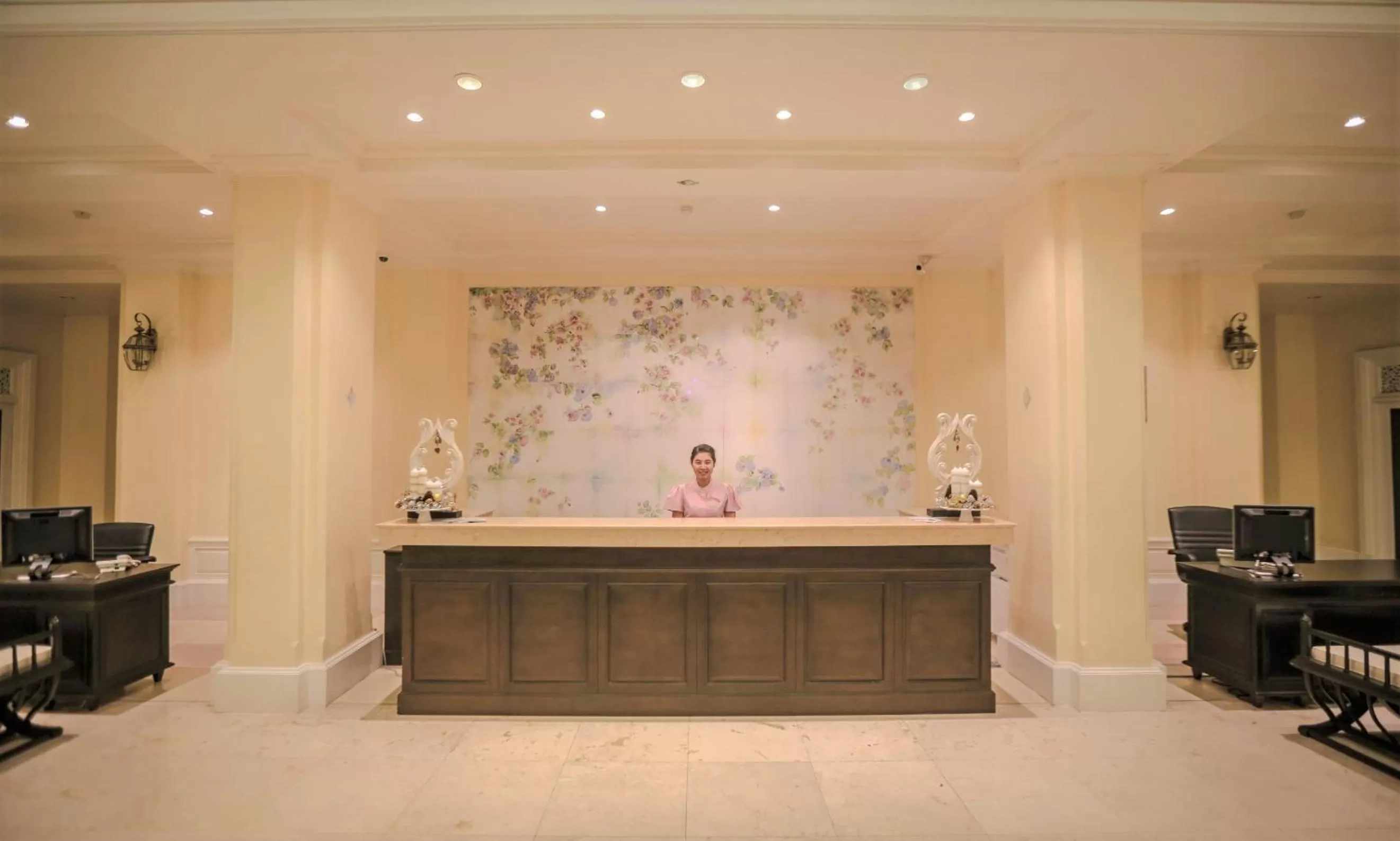 Lobby or reception in Dheva Mantra Resort