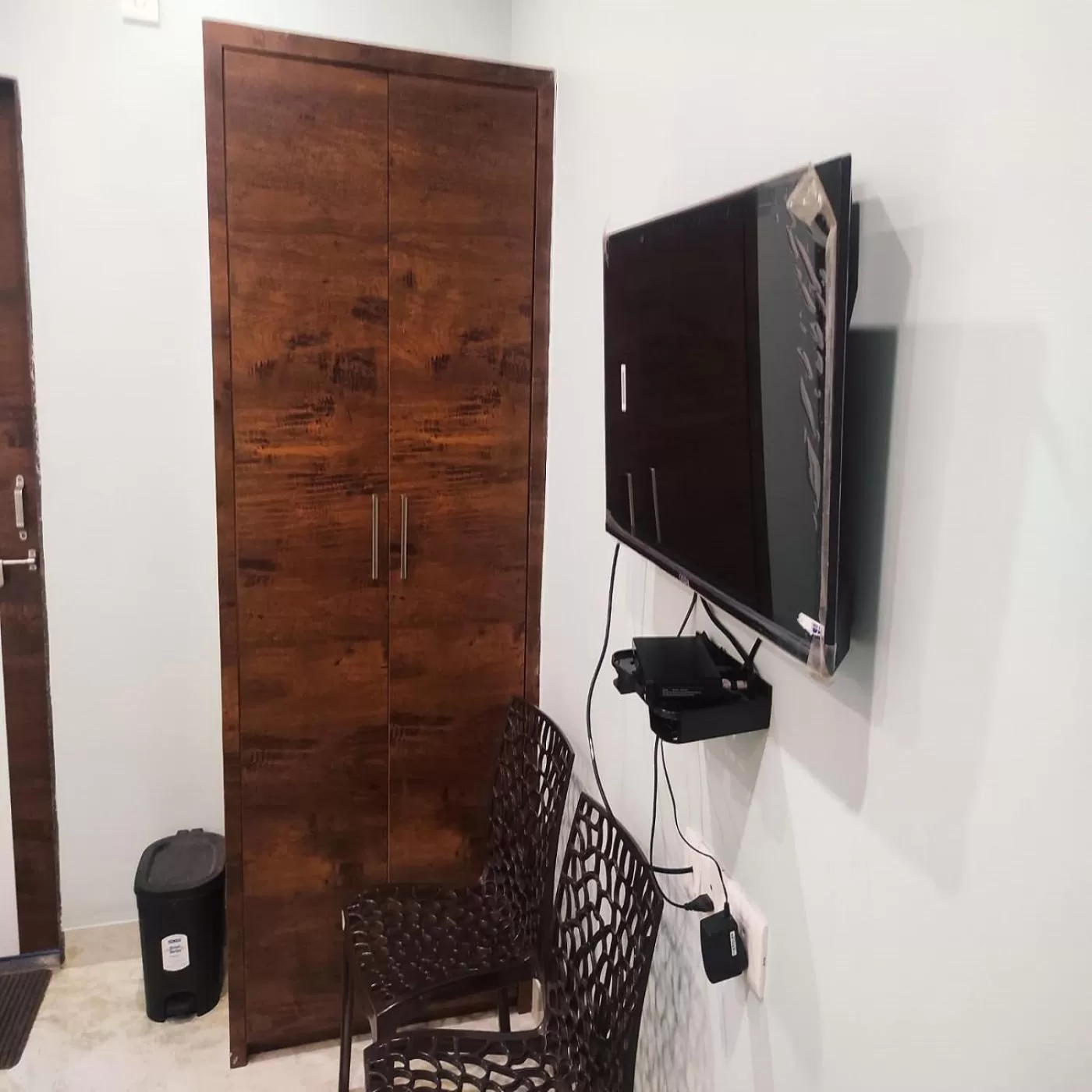 TV and multimedia in Shankar Residency, Akkalkot