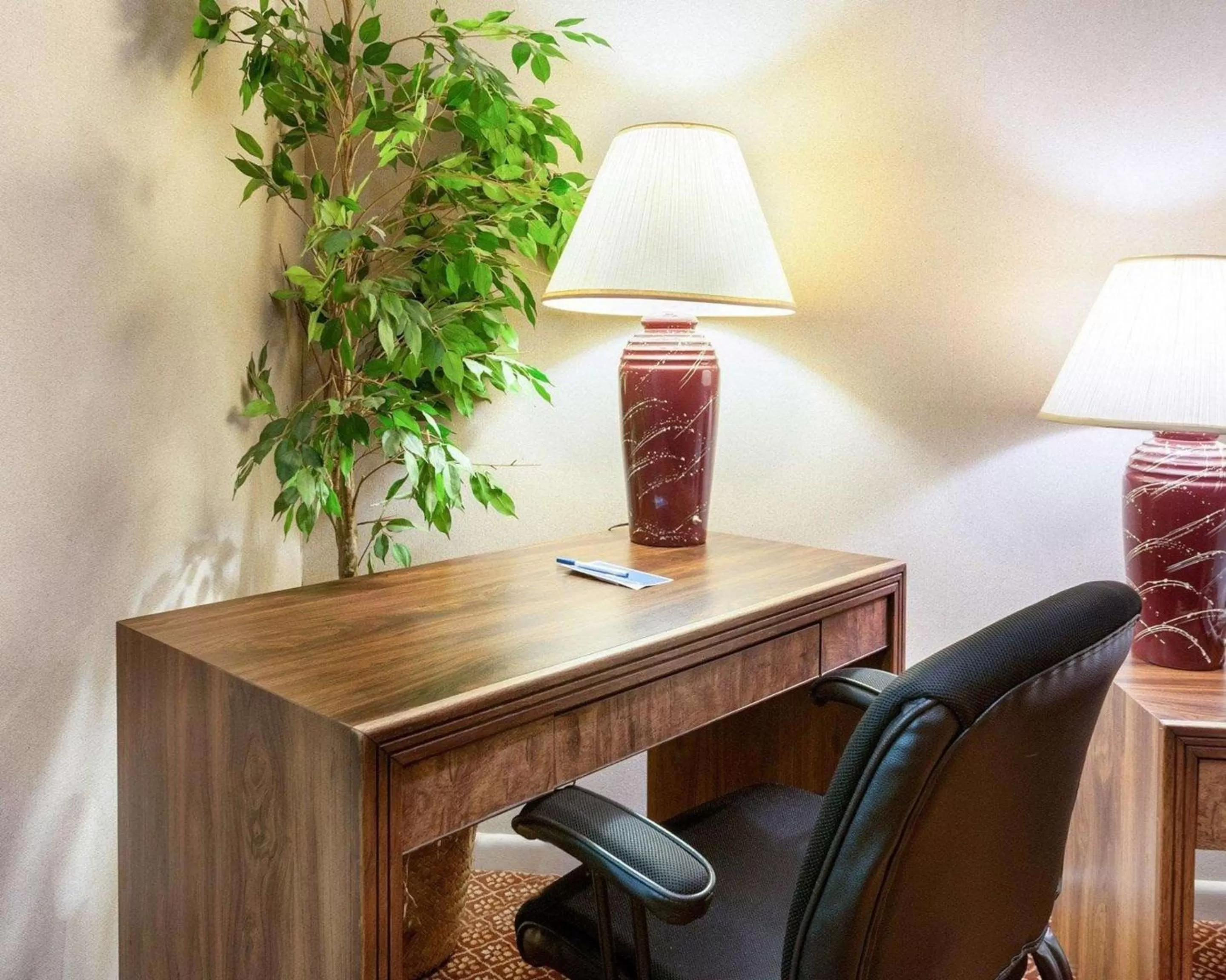 Photo of the whole room in Rodeway Inn Jasper