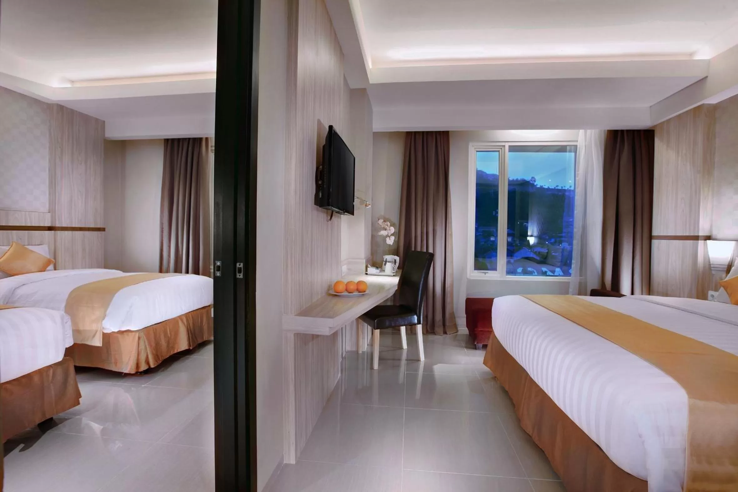 Photo of the whole room, Bed in Aston Lampung City Hotel