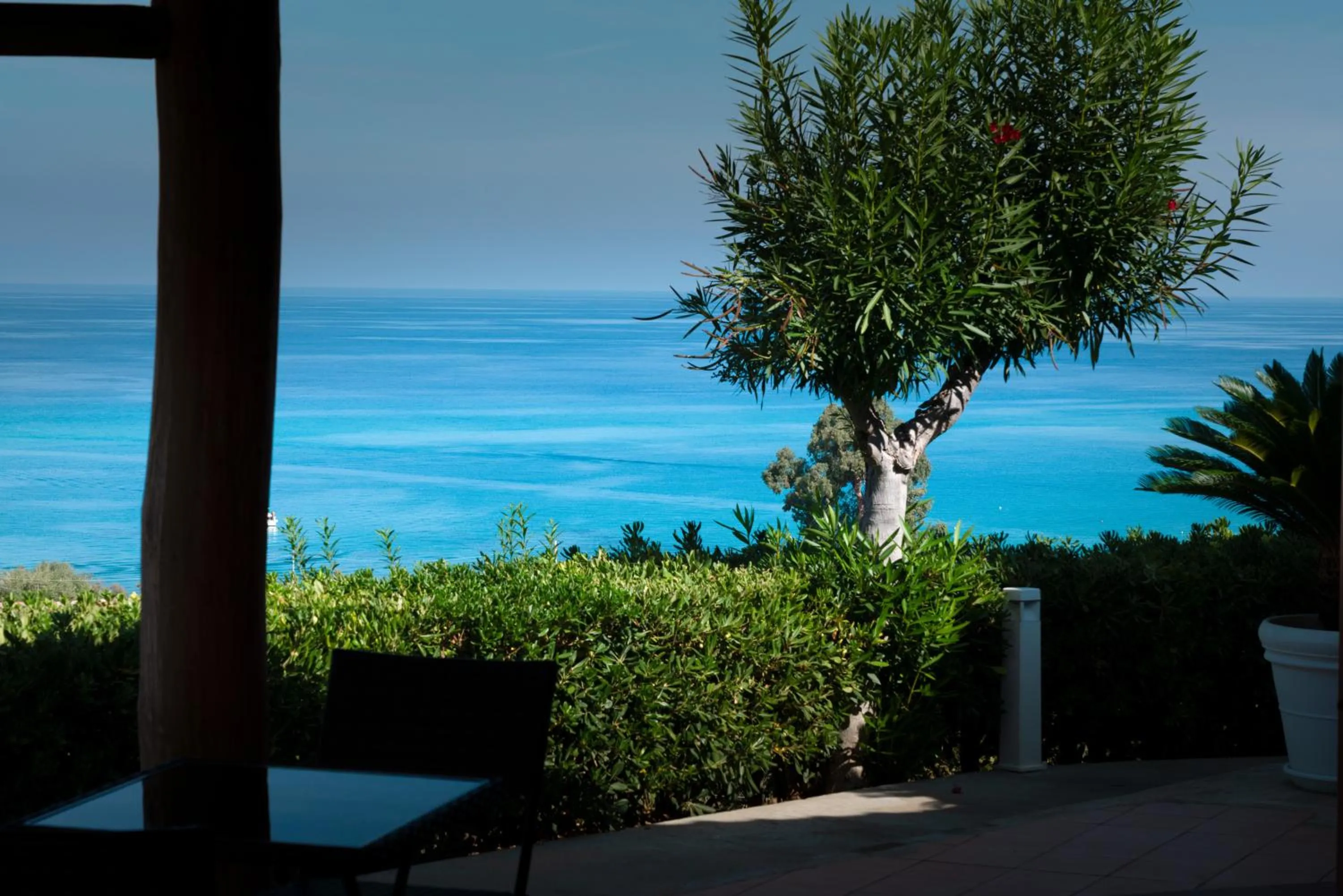 Sea view in Residence New Paradise