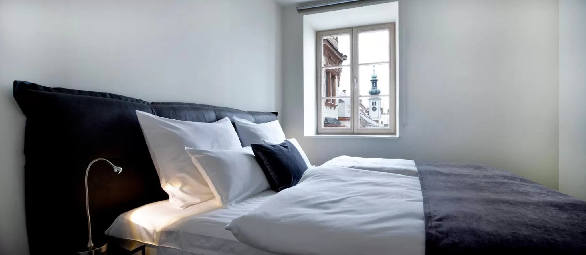 Bedroom, Bed in Hotel Maribor, City apartments