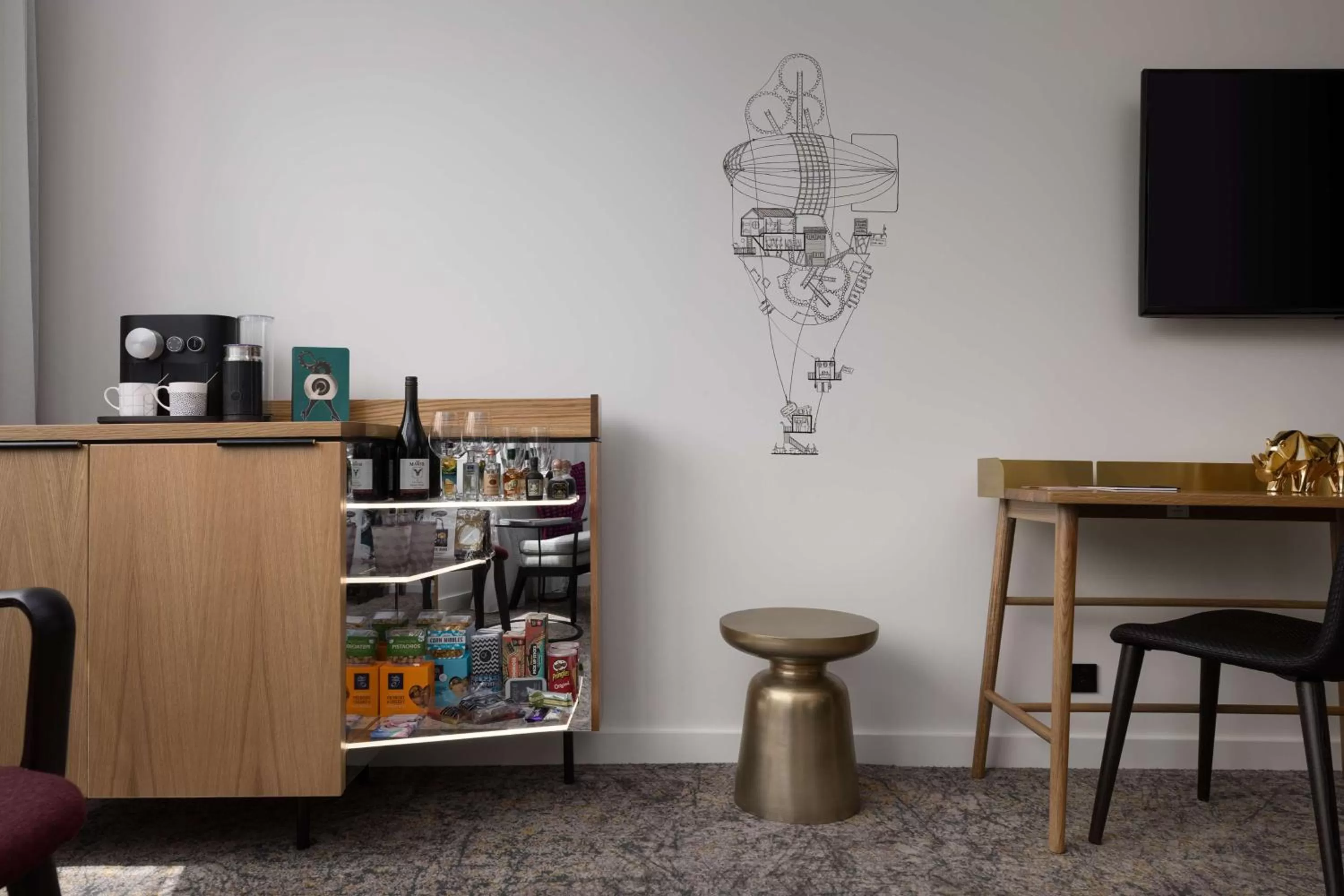 Coffee/tea facilities in QT Wellington