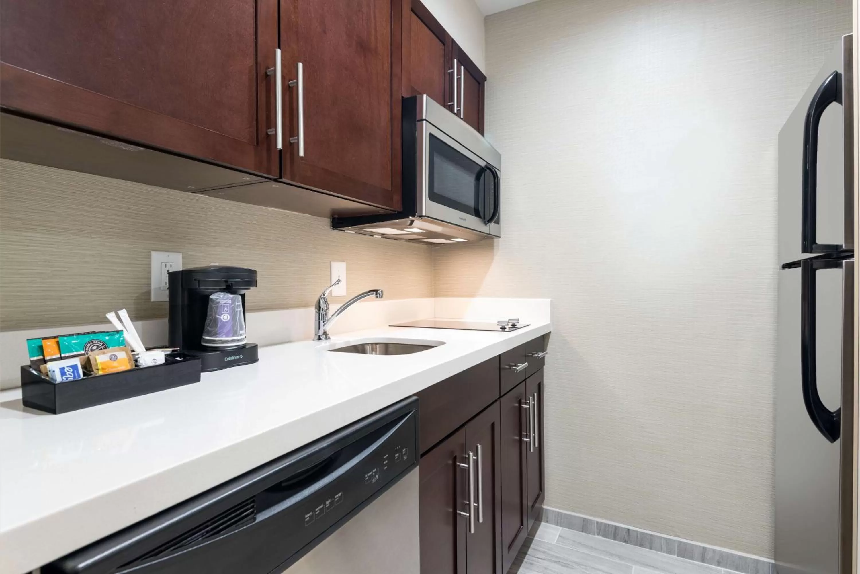 Kitchen or kitchenette in Homewood Suites By Hilton Fayetteville