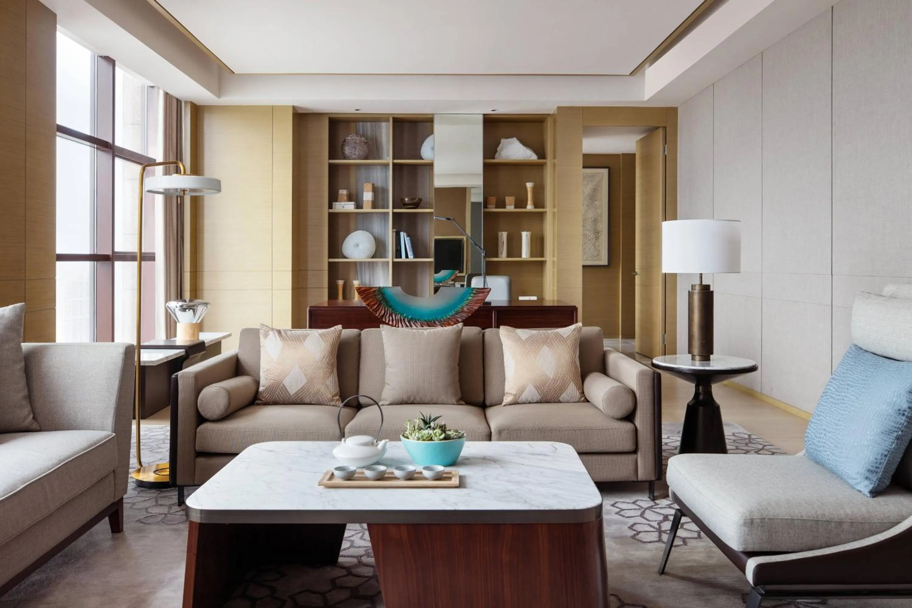 Living room in Courtyard by Marriott Shunde Longjiang