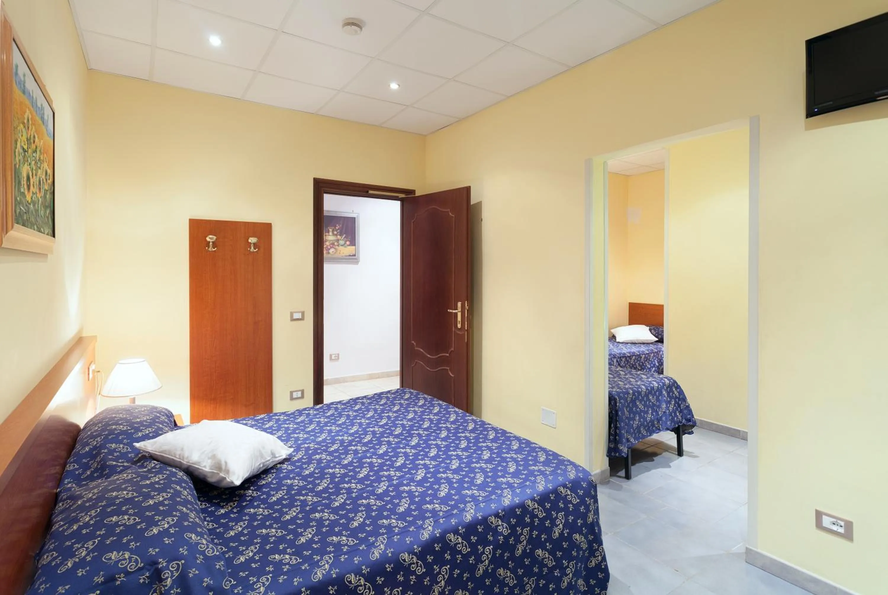 Bed in Hotel Oriente