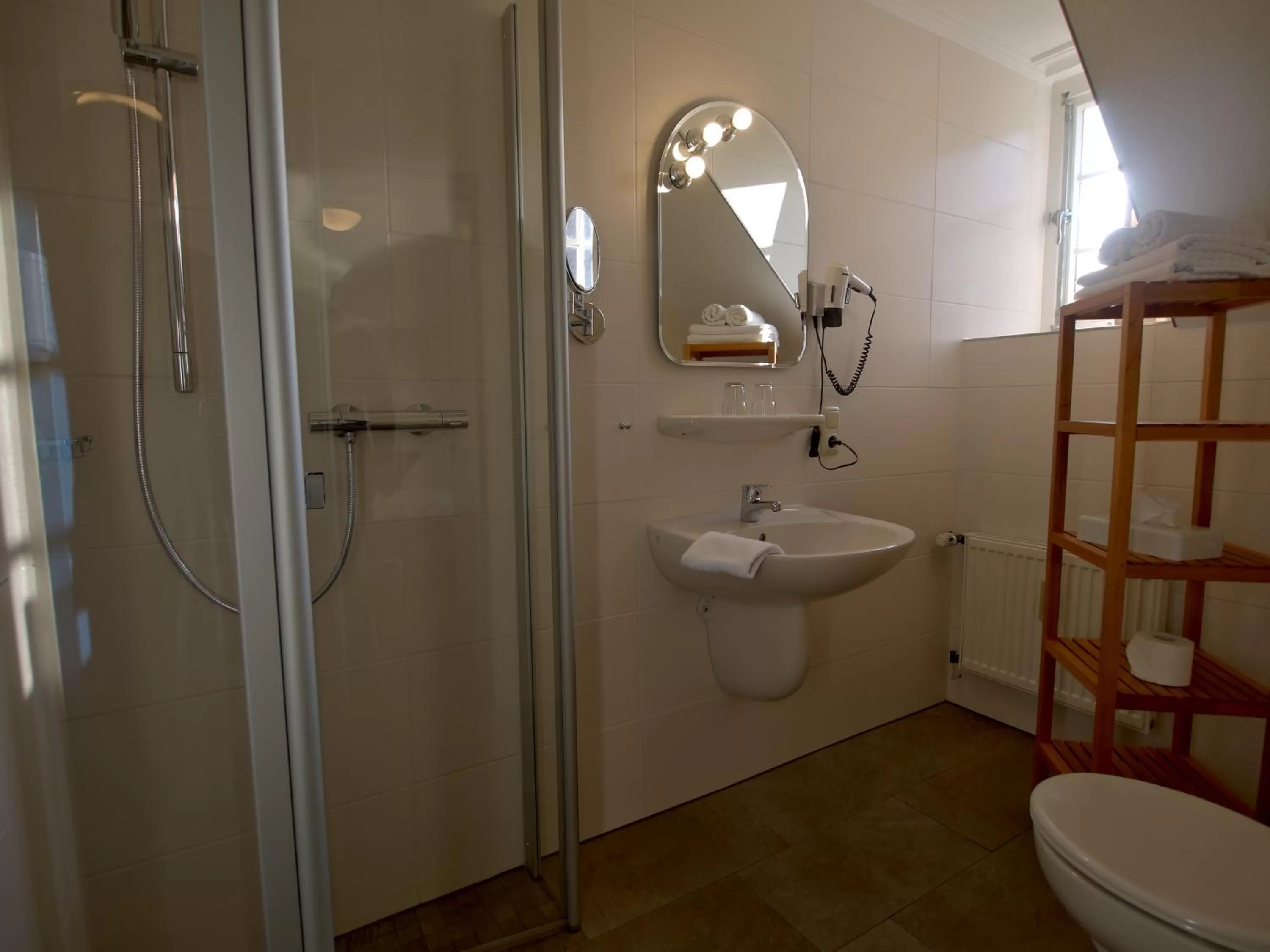 Bathroom in Hotel Friesische Wehde