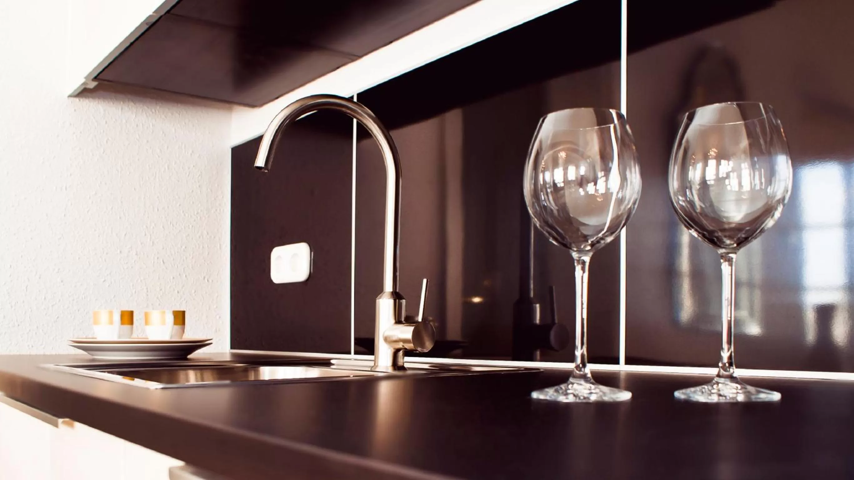 Kitchen or kitchenette in Milford Suites Budapest