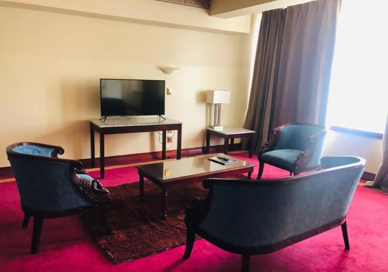 Seating area in VR Hamilton