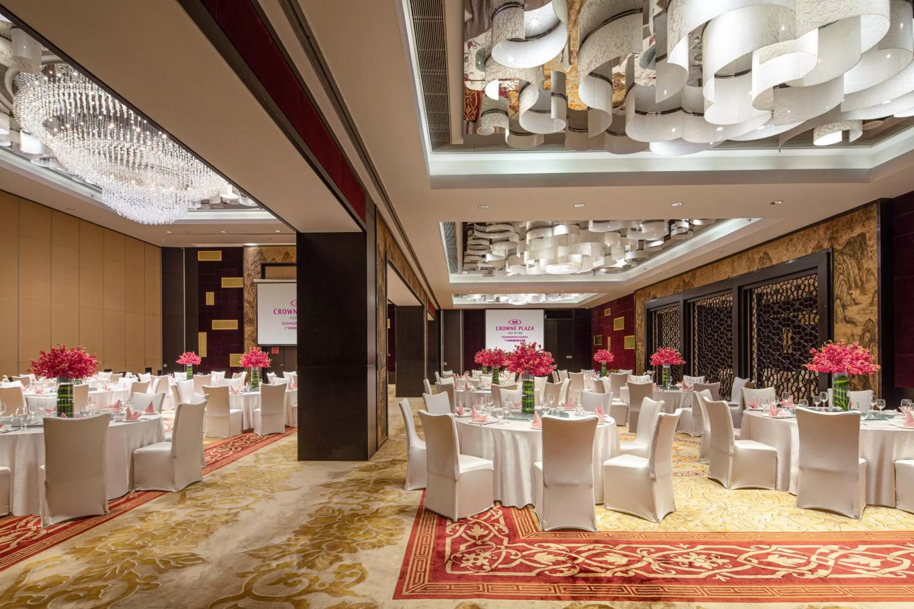 Banquet/Function facilities in Crowne Plaza Guangzhou Huadu by IHG - Free Shuttle bus between hotel to Exhibition Center During Canton Fair