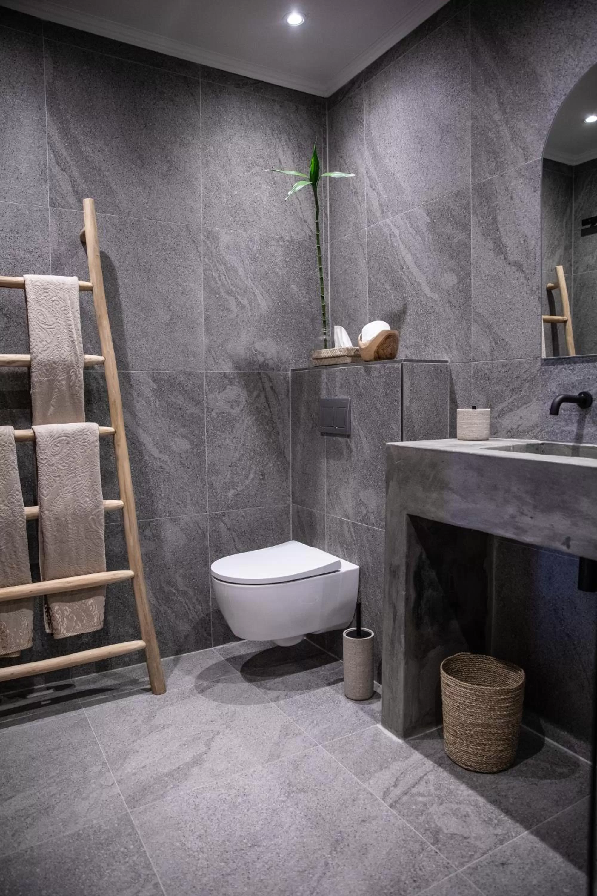 Toilet in Sea Castle Hotel Camps Bay