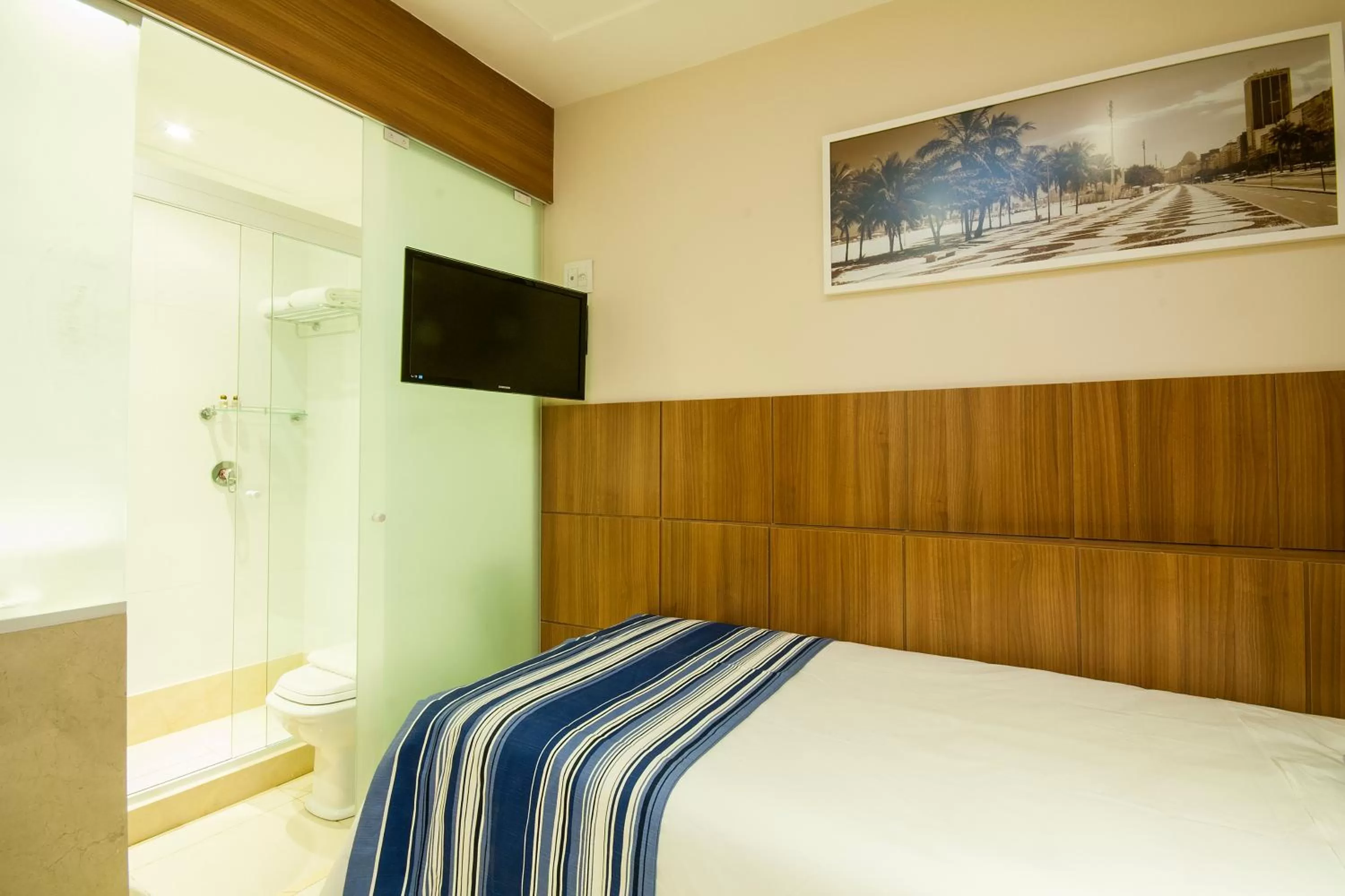 Bedroom, Bed in Hotel Atlântico Rio