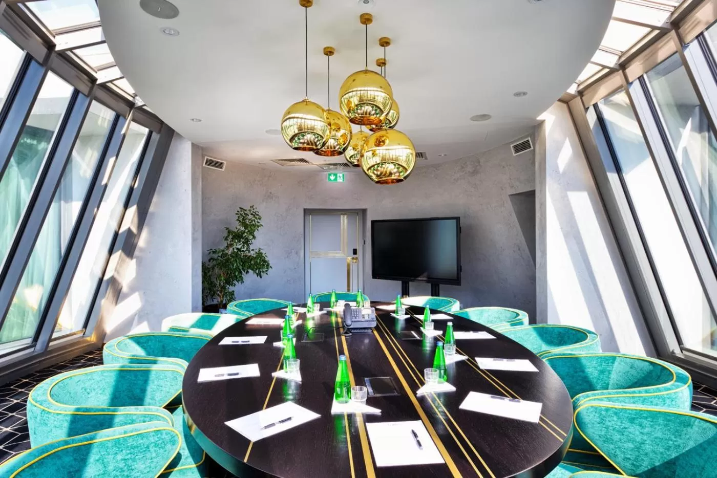 Business facilities in Hotel Ferreus Modern Art Deco