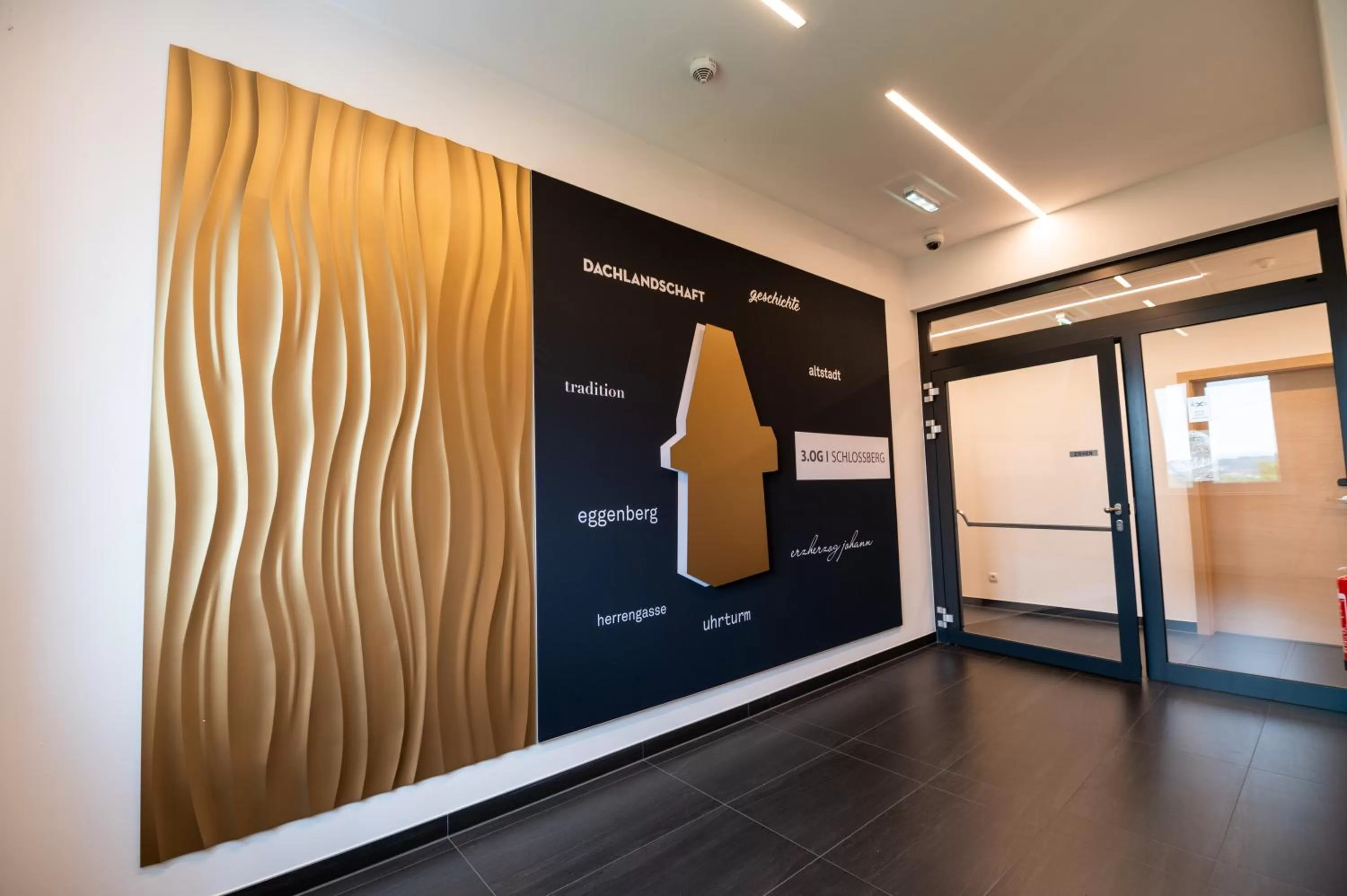 Facade/entrance in SHOME Hotel Graz I Self-Check-In I Free Parking