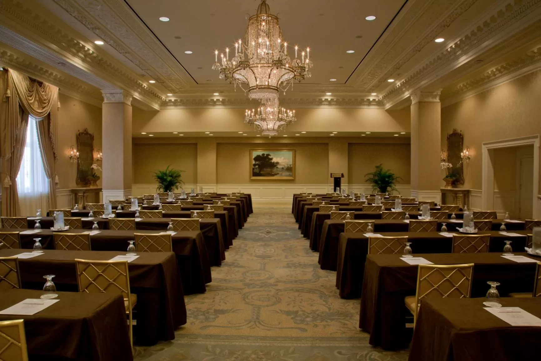 Business facilities in Hotel Monteleone