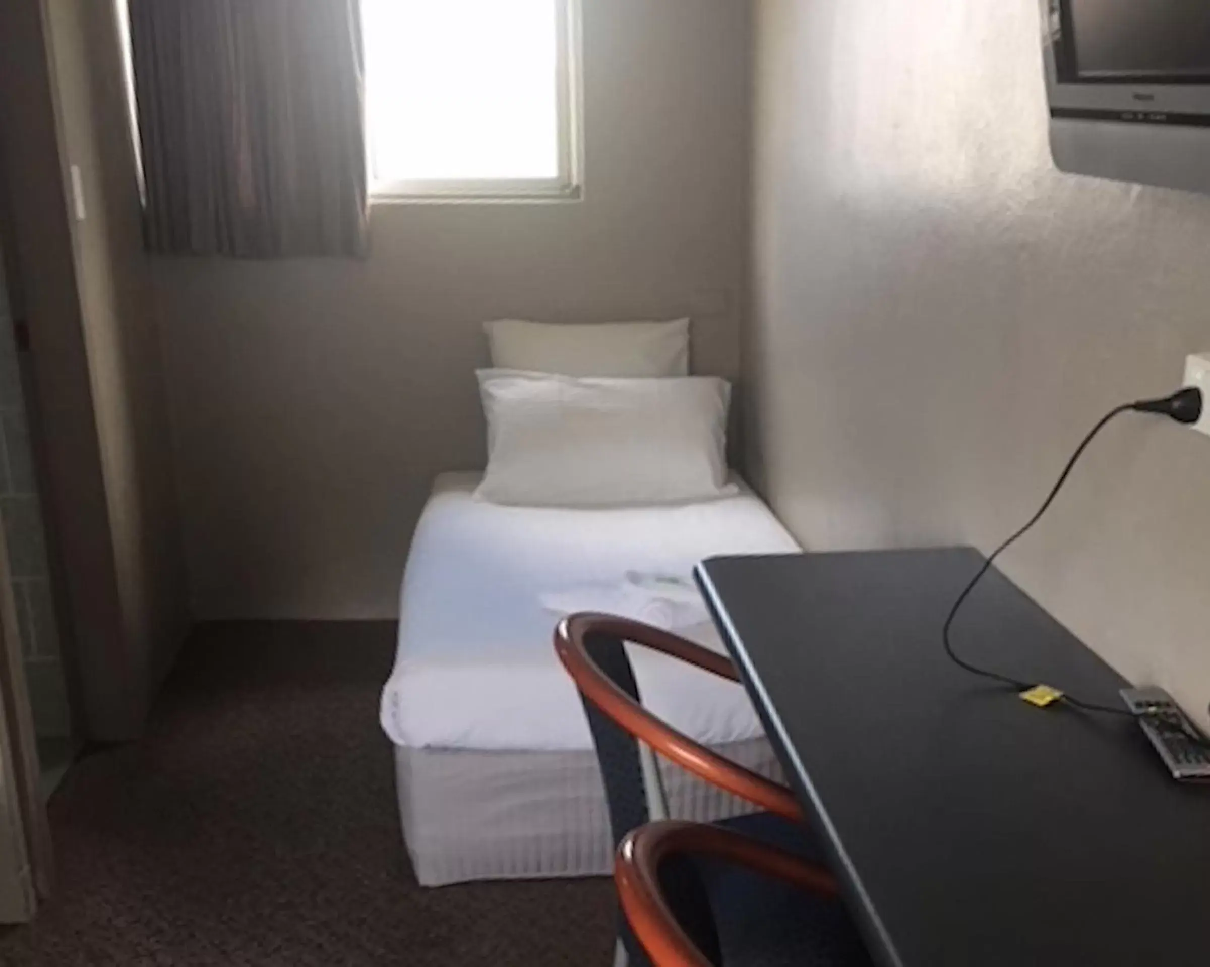Single Room with Shared Bathroom - Adults Only in Commercial Hotel Motel Lithgow Single Room with Shared Bathroom - Adults Only in Commercial Hotel Motel Lithgow