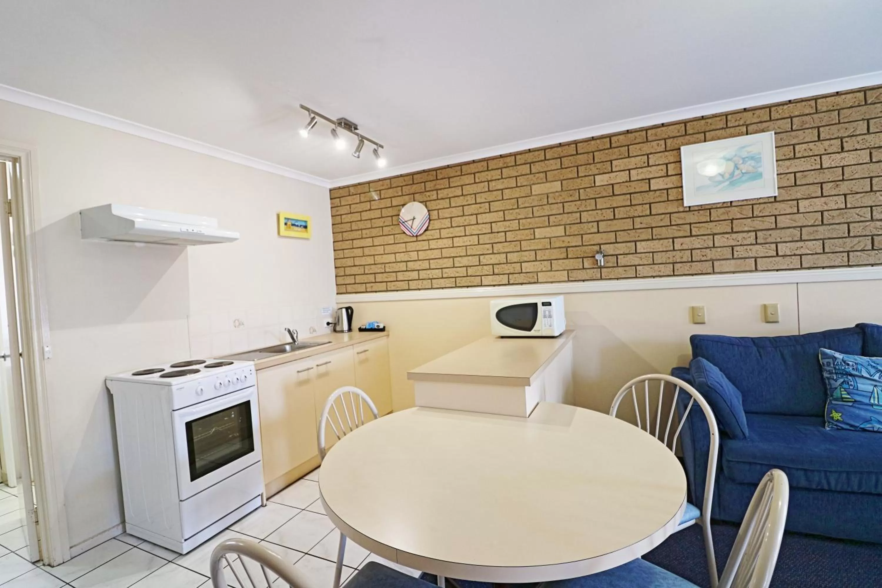 Kitchen or kitchenette in Aquarius Merimbula