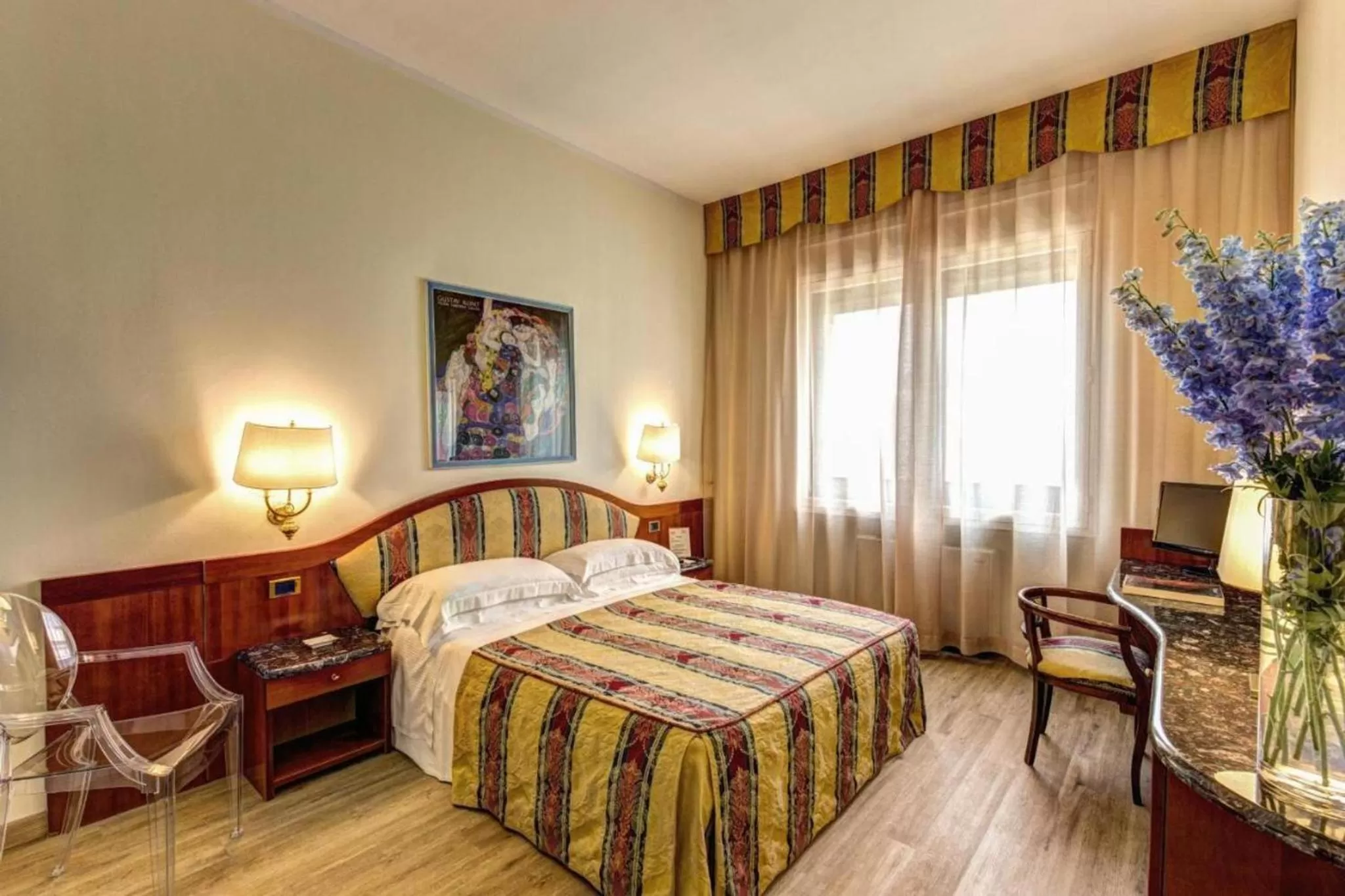 Photo of the whole room, Bed in Palazzo Porta Romana Hotel