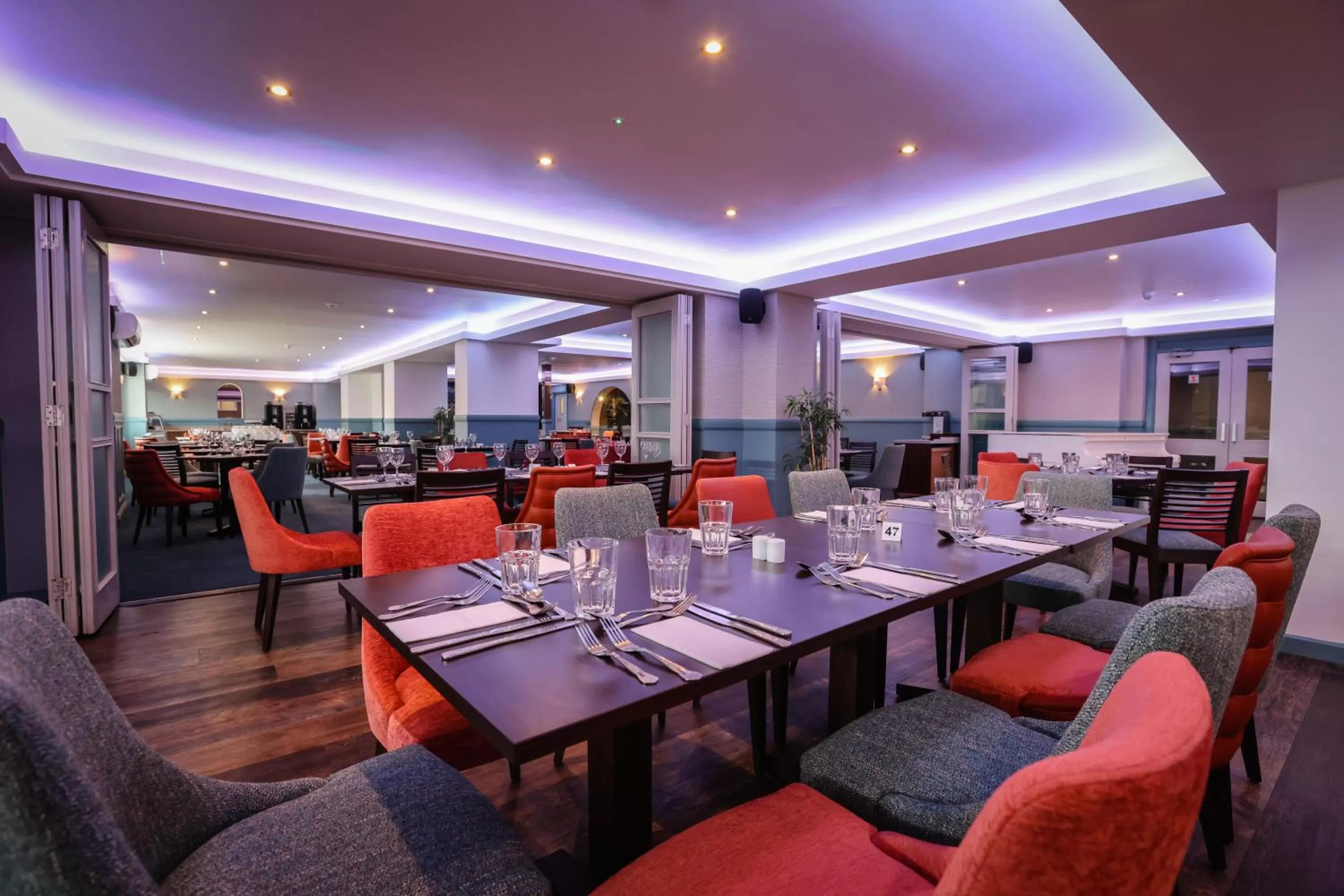 Restaurant/places to eat in Suncliff Hotel - OCEANA COLLECTION