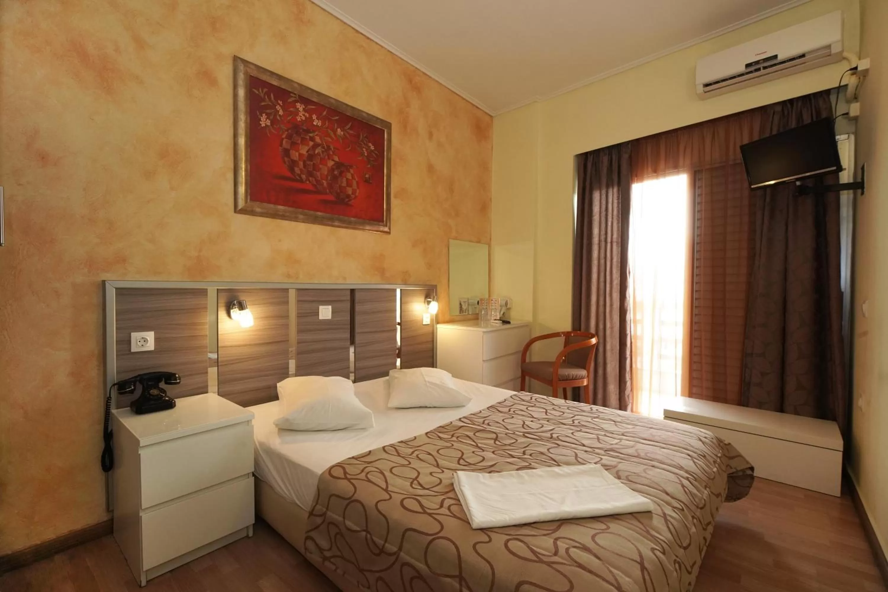 Other, Bed in Socrates Hotel