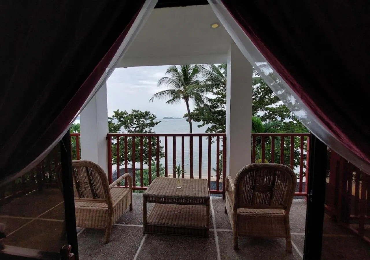 Family Room with Sea View in Doublegem Beach Resort and Hotel