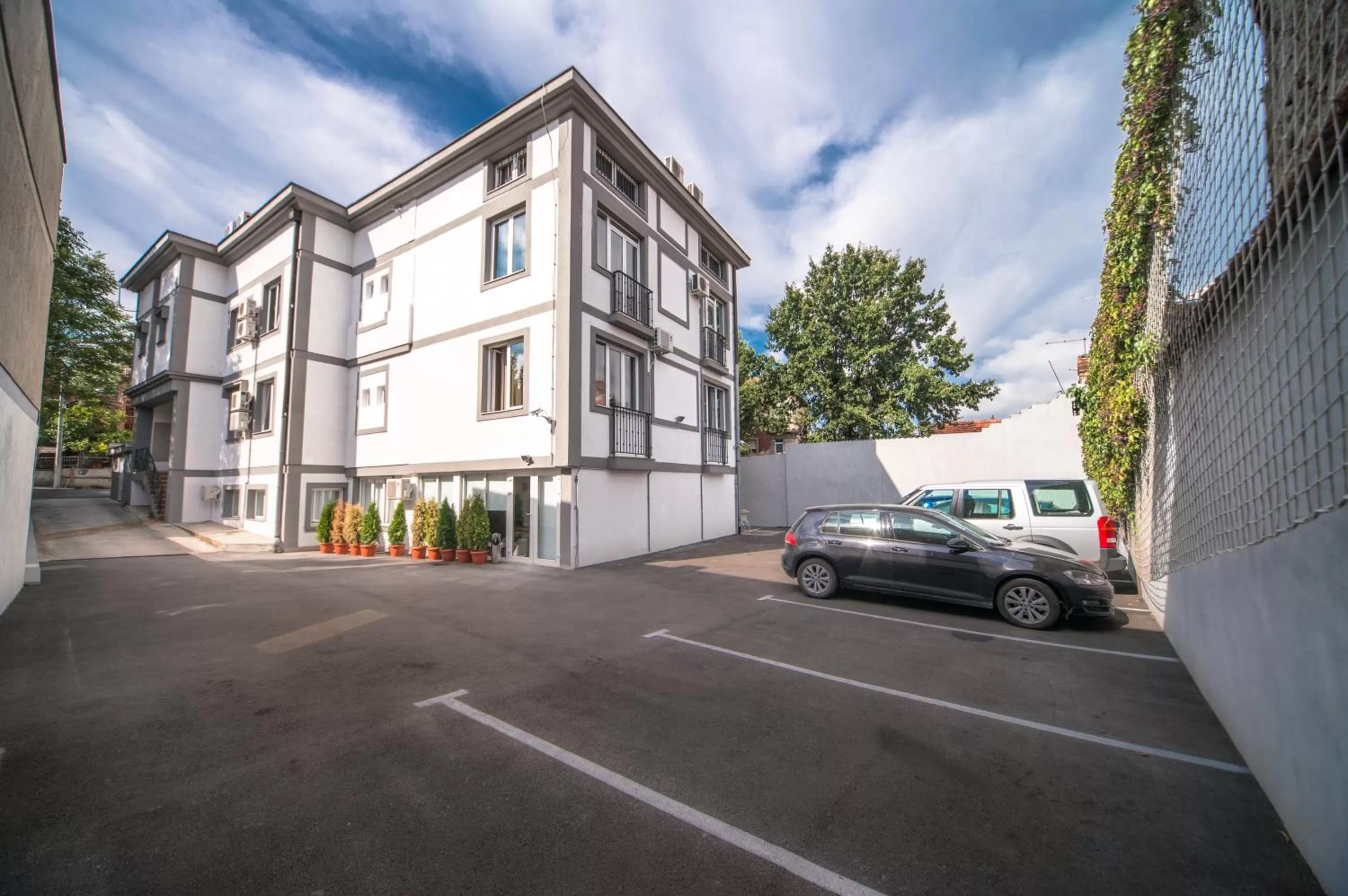 Day in Garni Hotel Mint