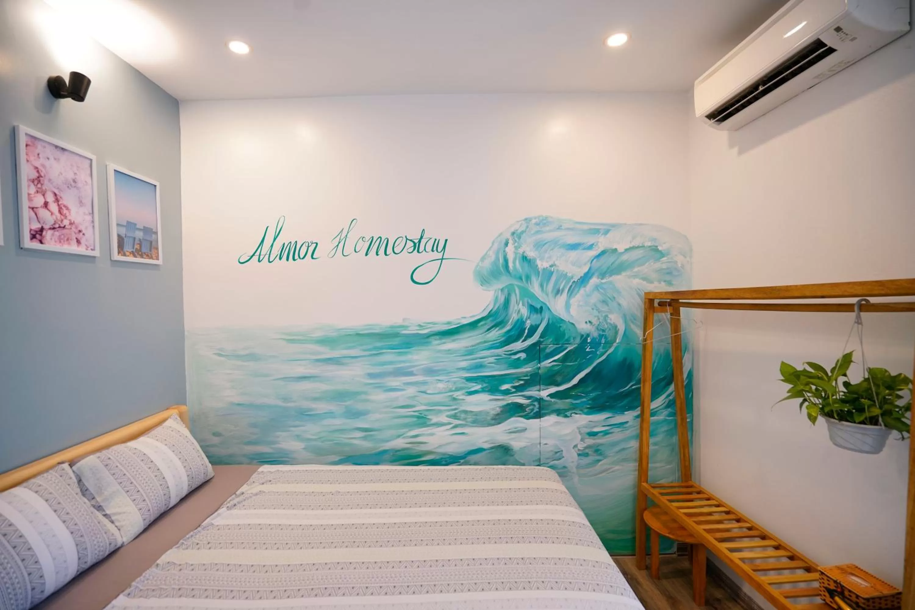 Decorative detail in Halong bay Almorhome