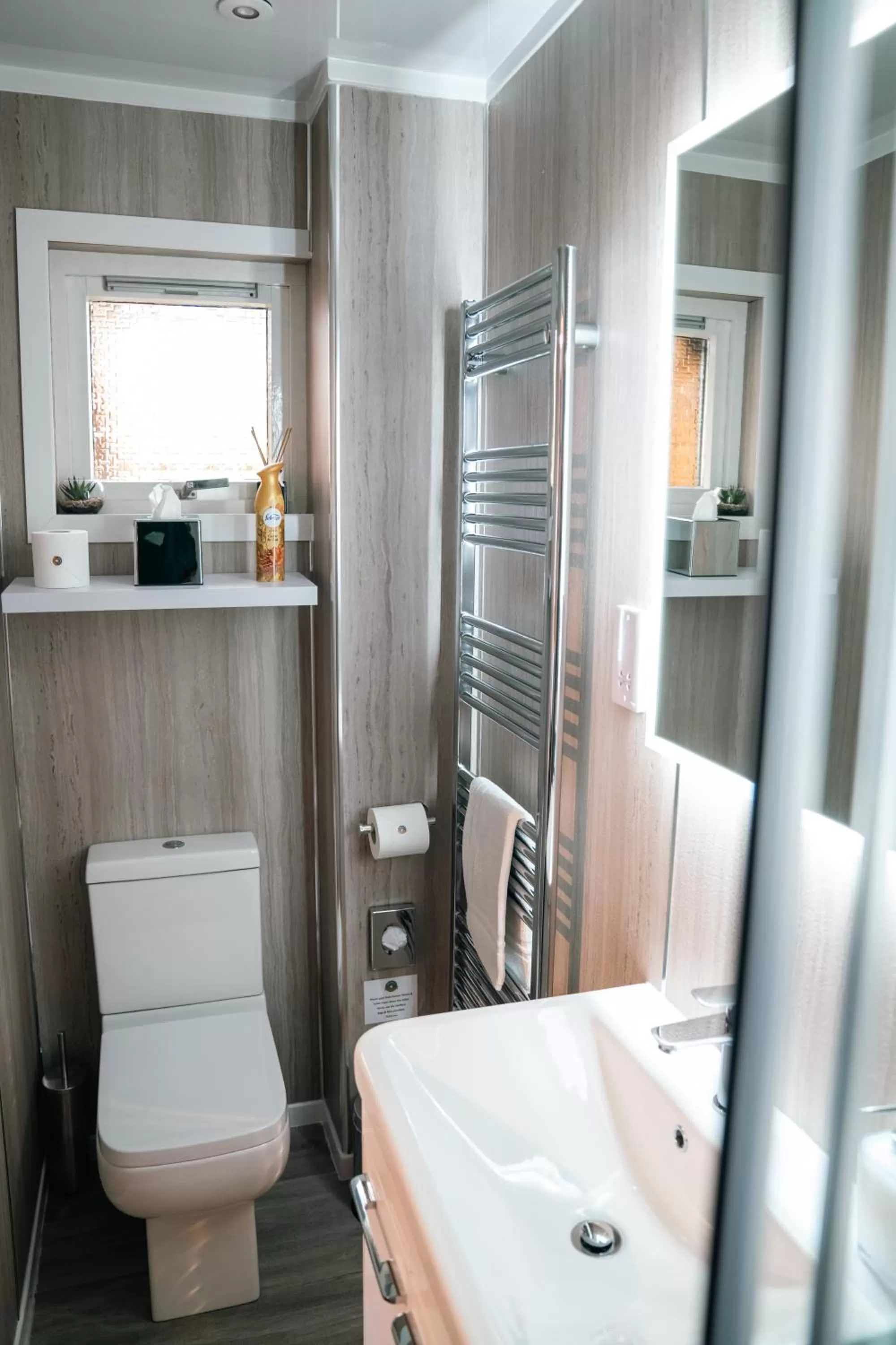 Shower in Eriskay B&B and Aviemore Glamping